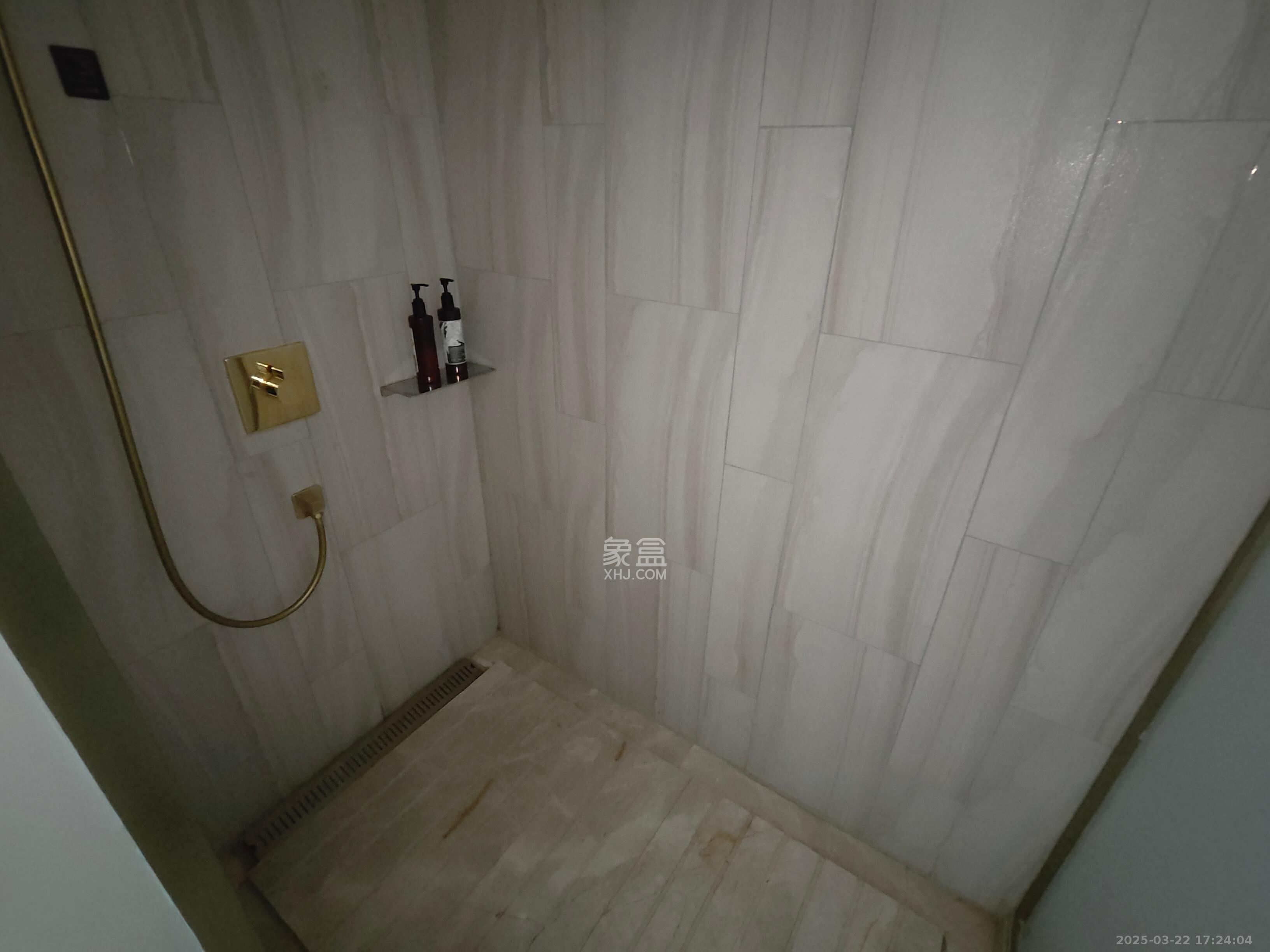 西子湖畔沃府  1室0厅0卫   1500.00元/月室内图