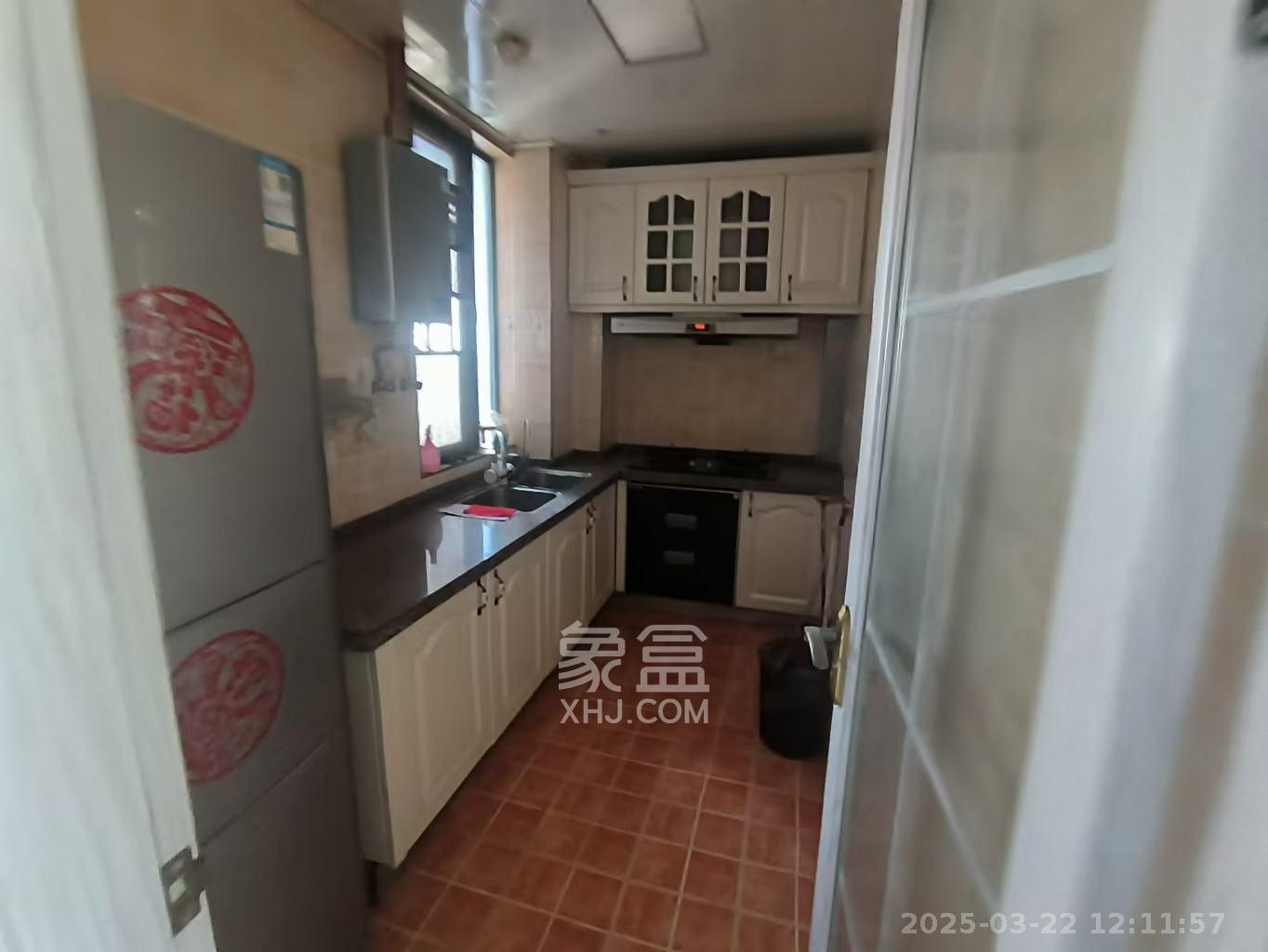 万博汇  3室2厅1卫   3600.00元/月