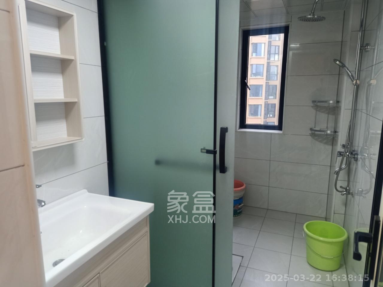 中建嘉和城  3室2厅2卫   2500.00元/月室内图