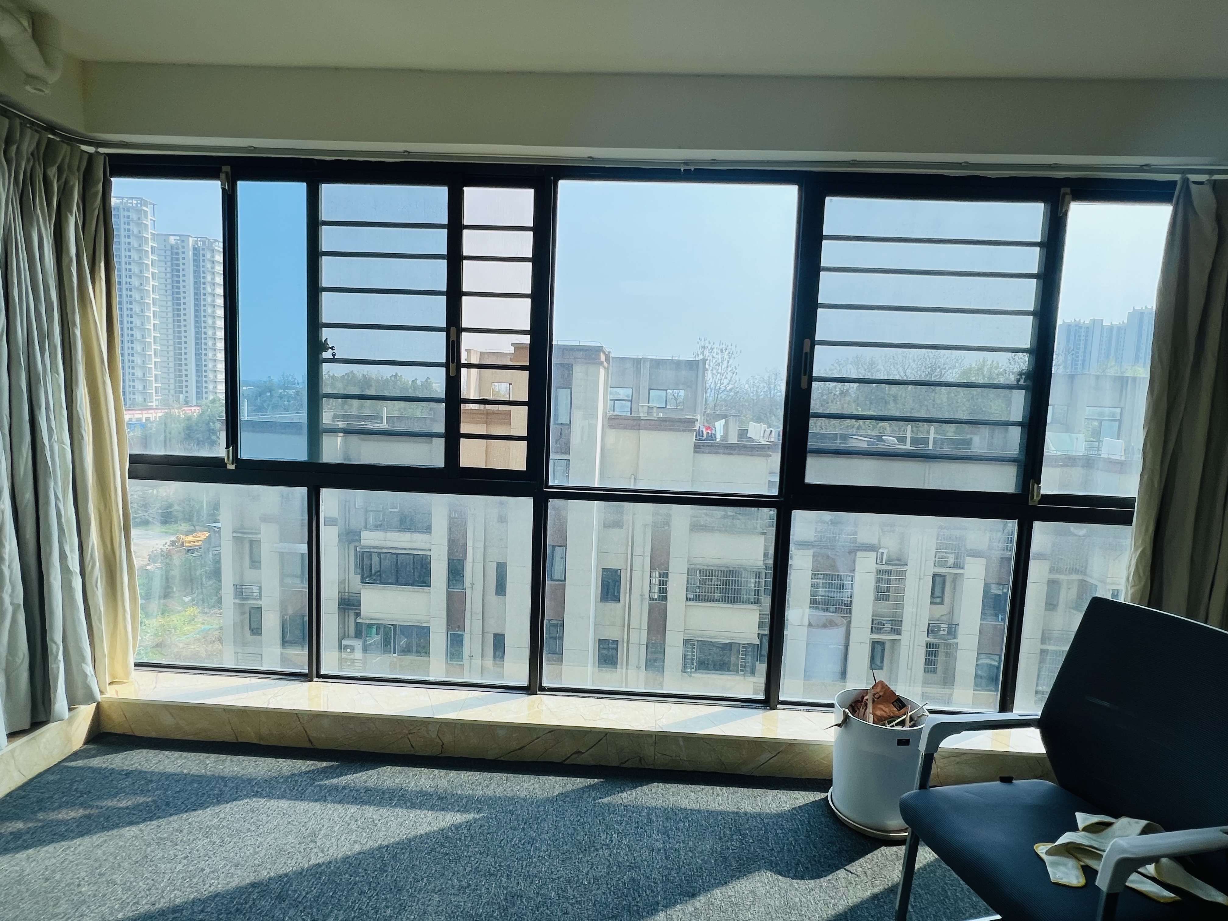 碧桂园 4室2厅2卫 1700.0元/月 碧桂园 4室2厅2卫 1700.0元/月室内图