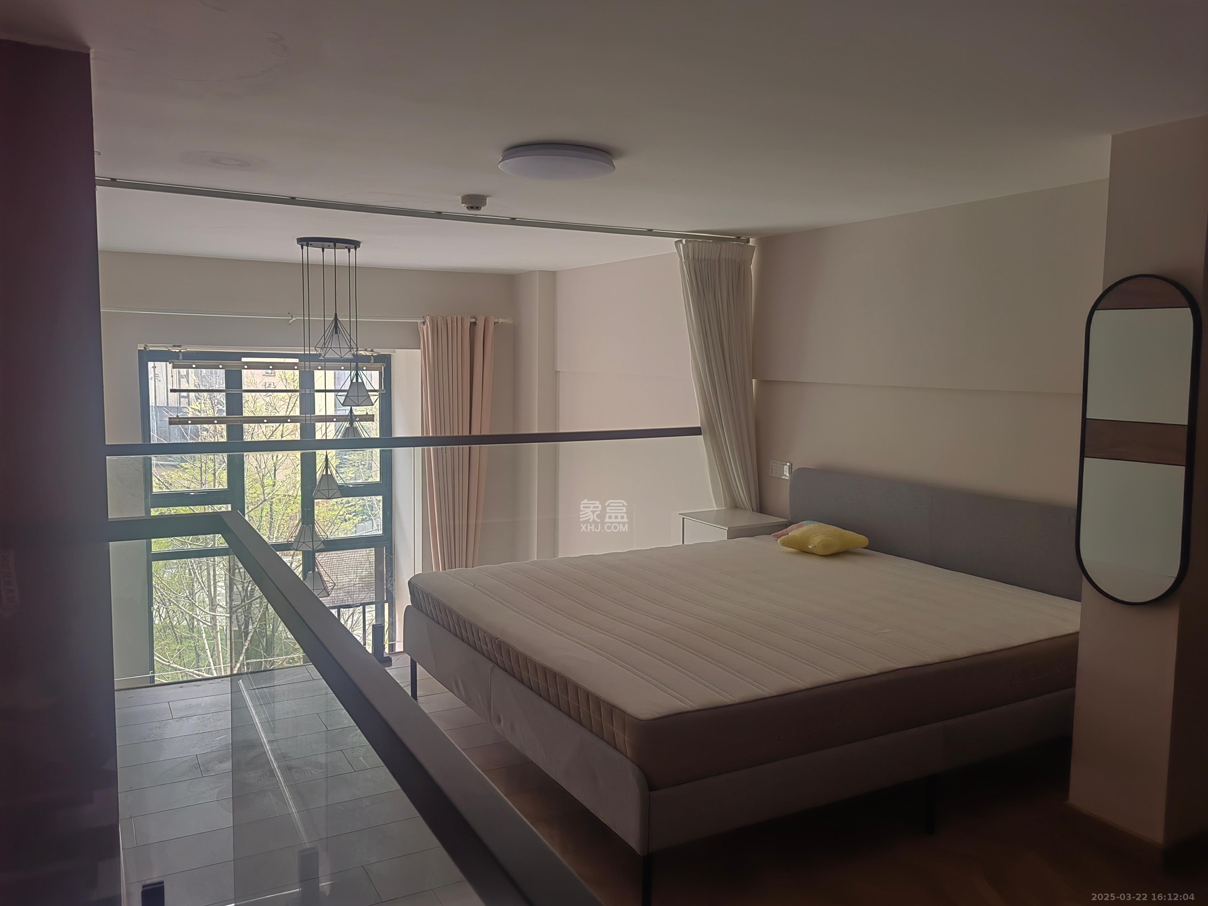 龙湖新壹城 1室1厅1卫 2400.0元/月 龙湖新壹城 1室1厅1卫 2400.0元/月室内图