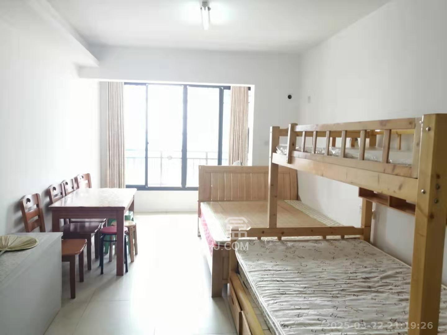 保利麓谷林语I区 1室1厅1卫 1300.0元/月 保利麓谷林语I区 1室1厅1卫 1300.0元/月室内图