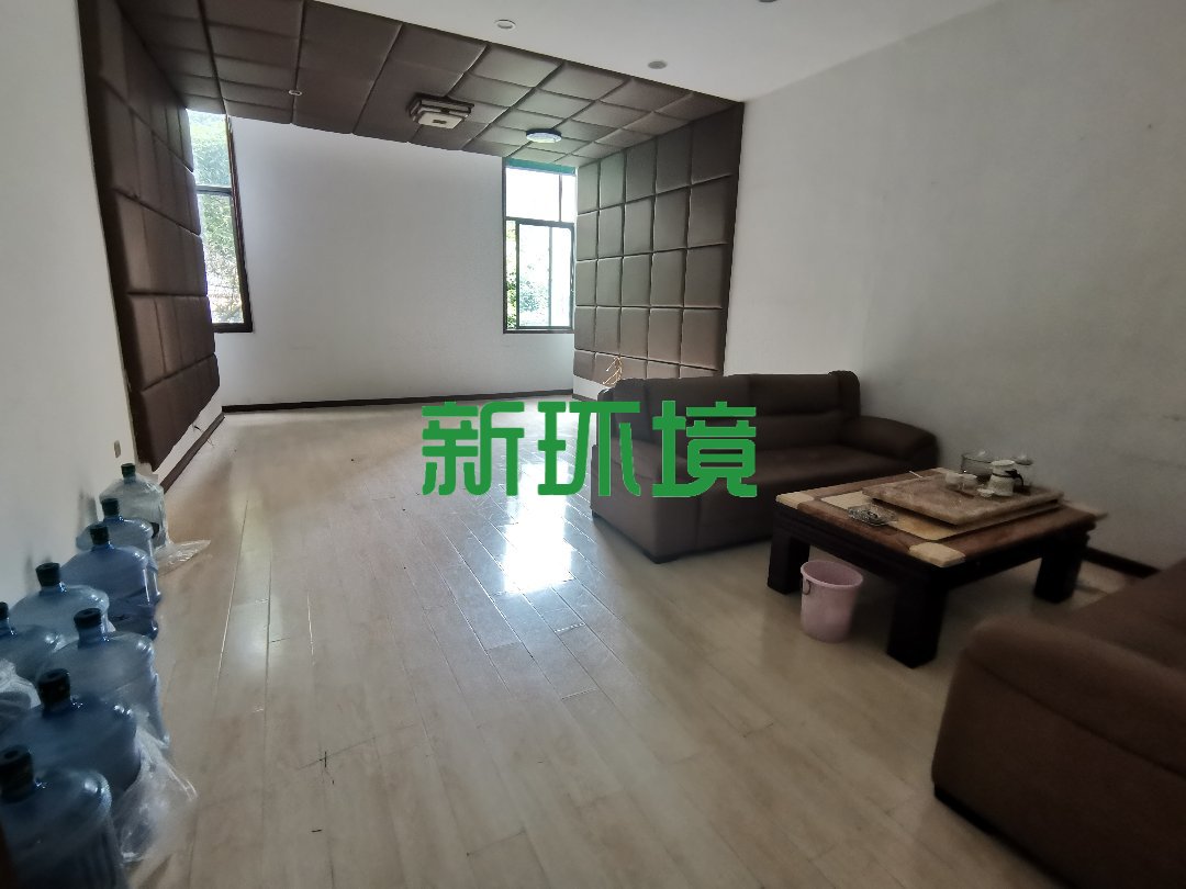 山水印象  10室1厅1卫   26666.00元/月室内图