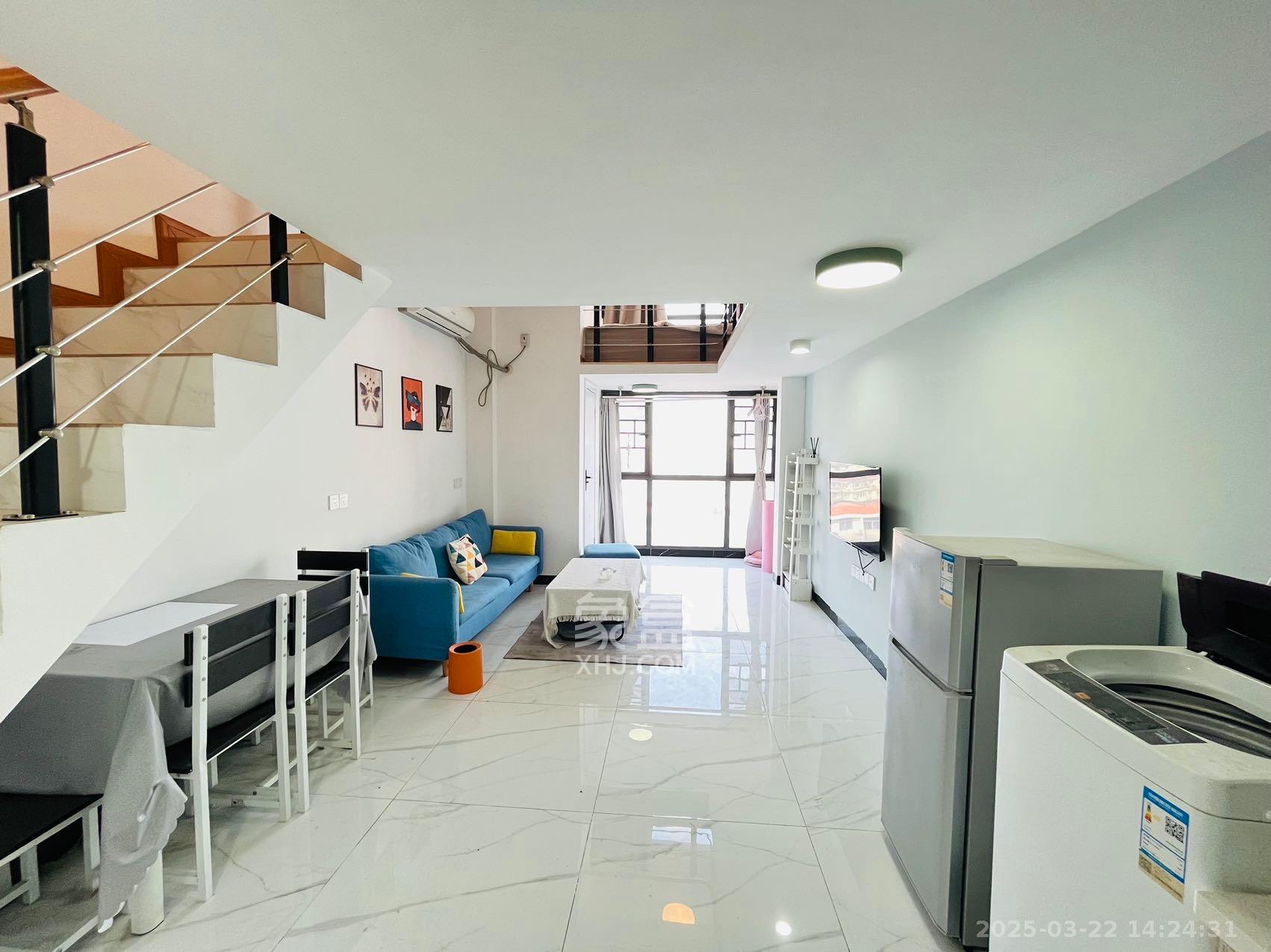 裕天国际商汇中心  1室1厅1卫    2000.0元/月 裕天国际商汇中心  1室1厅1卫    2000.0元/月