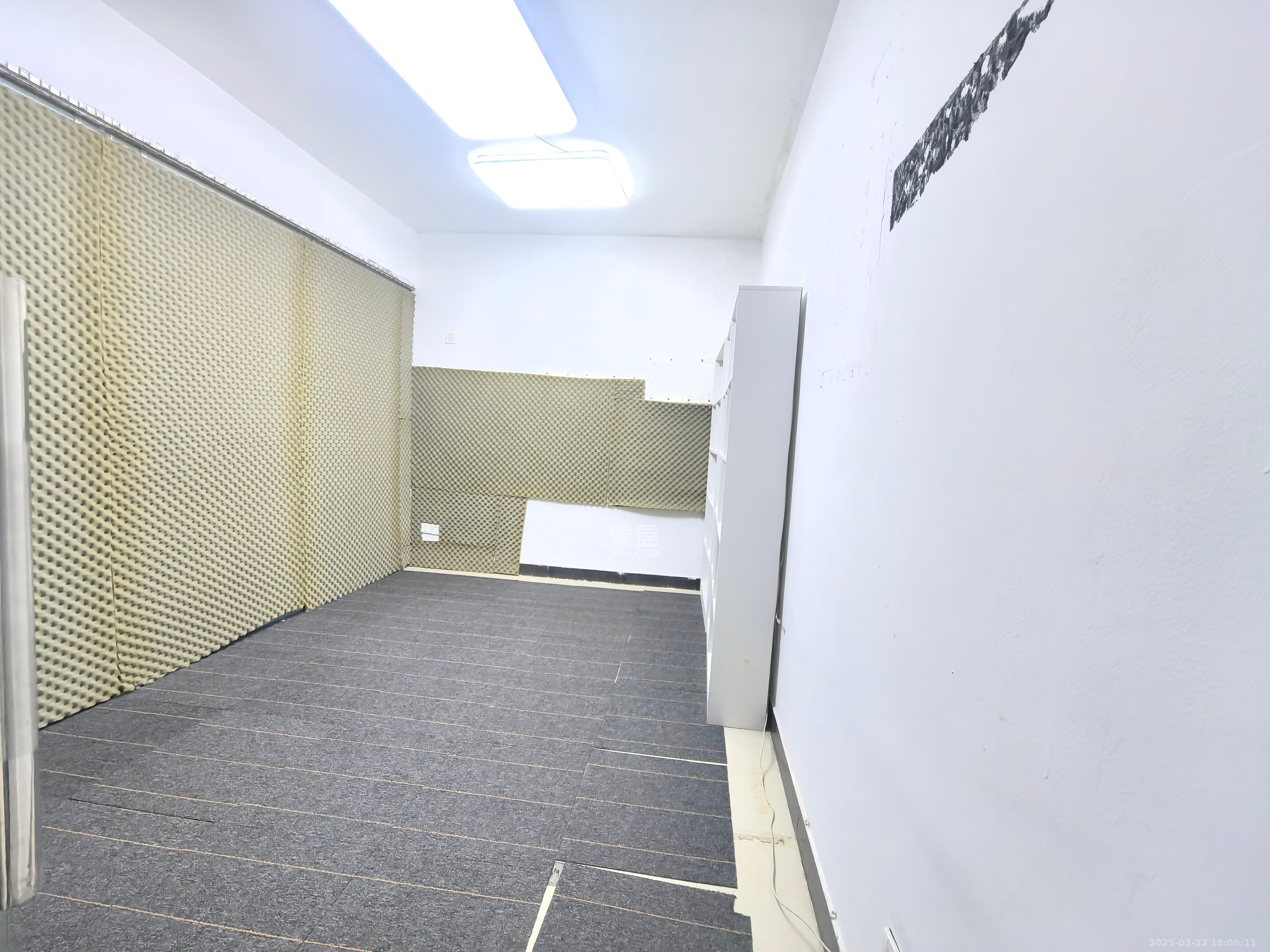 芙蓉蓉苑 2室2厅1卫 2300.0元/月 芙蓉蓉苑 2室2厅1卫 2300.0元/月室内图