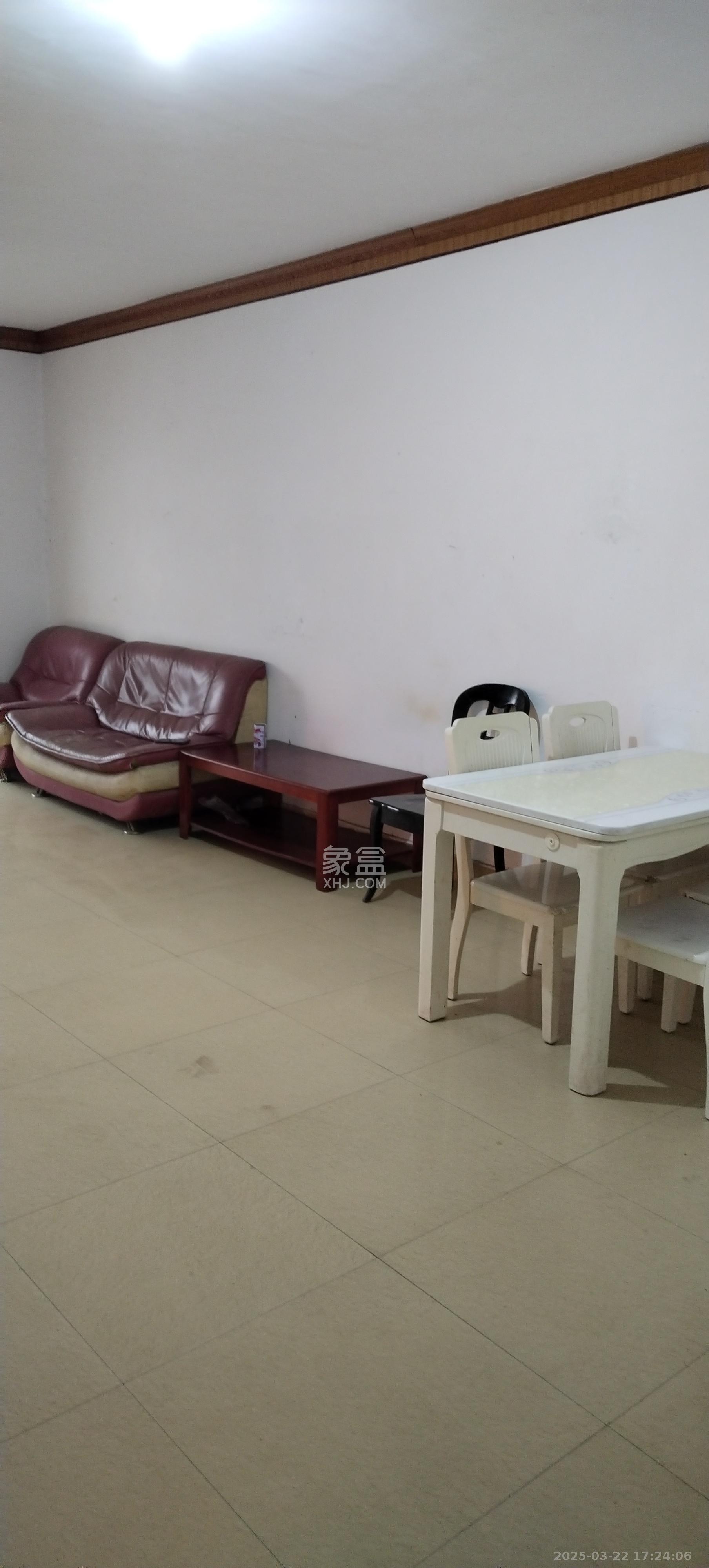 涟源百货城住宅 3室2厅2卫 1400.0元/月 涟源百货城住宅 3室2厅2卫 1400.0元/月室内图