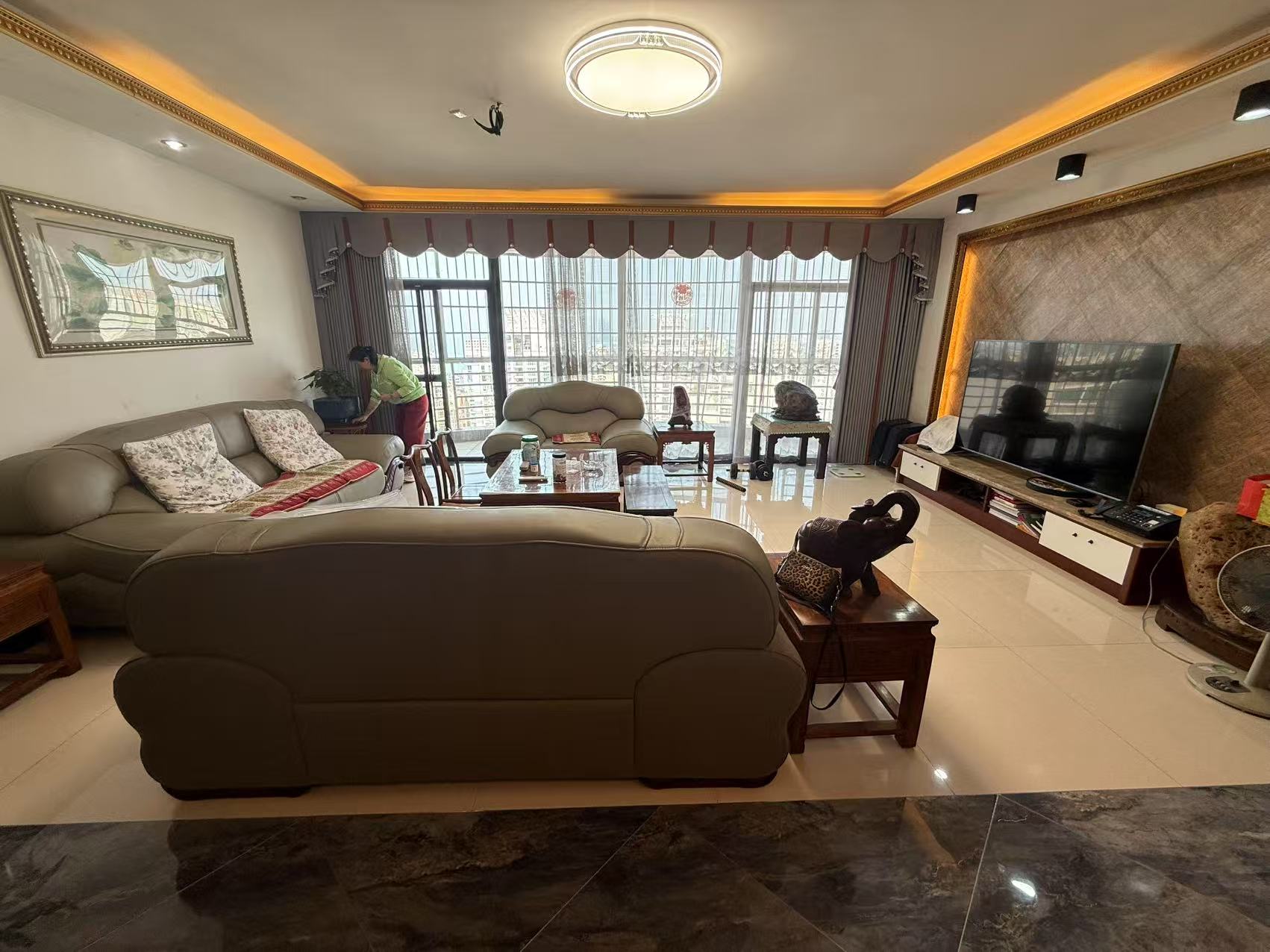 丽晶温泉海景花园一期(别名:丽晶维港、丽晶海景花园) 5室2厅2卫 315.0万 丽晶温泉海景花园一期(别名:丽晶维港、丽晶海景花园) 5室2厅2卫 315.0万室内图