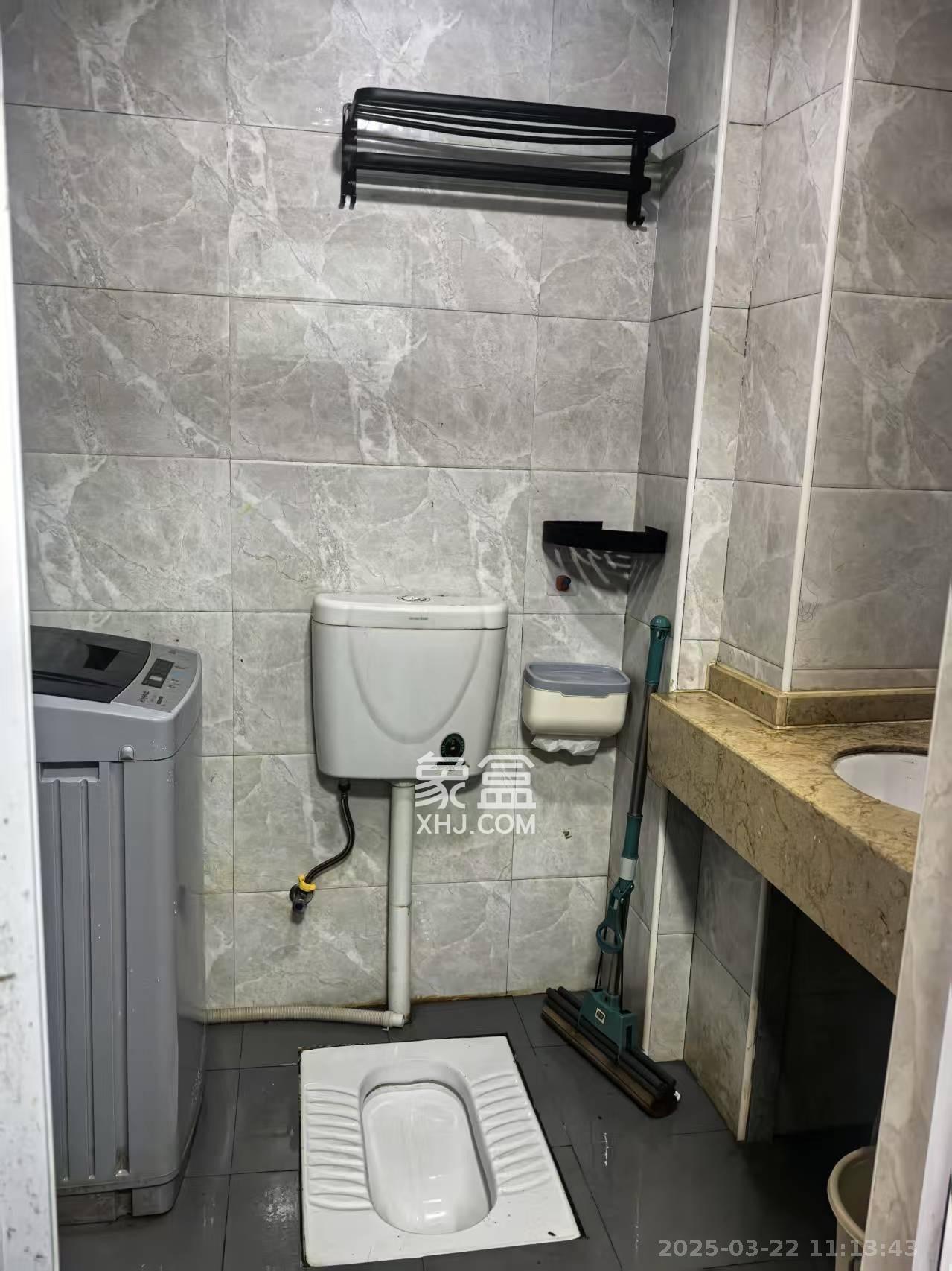 星城荣域 1室1厅1卫 1500.0元/月 星城荣域 1室1厅1卫 1500.0元/月室内图