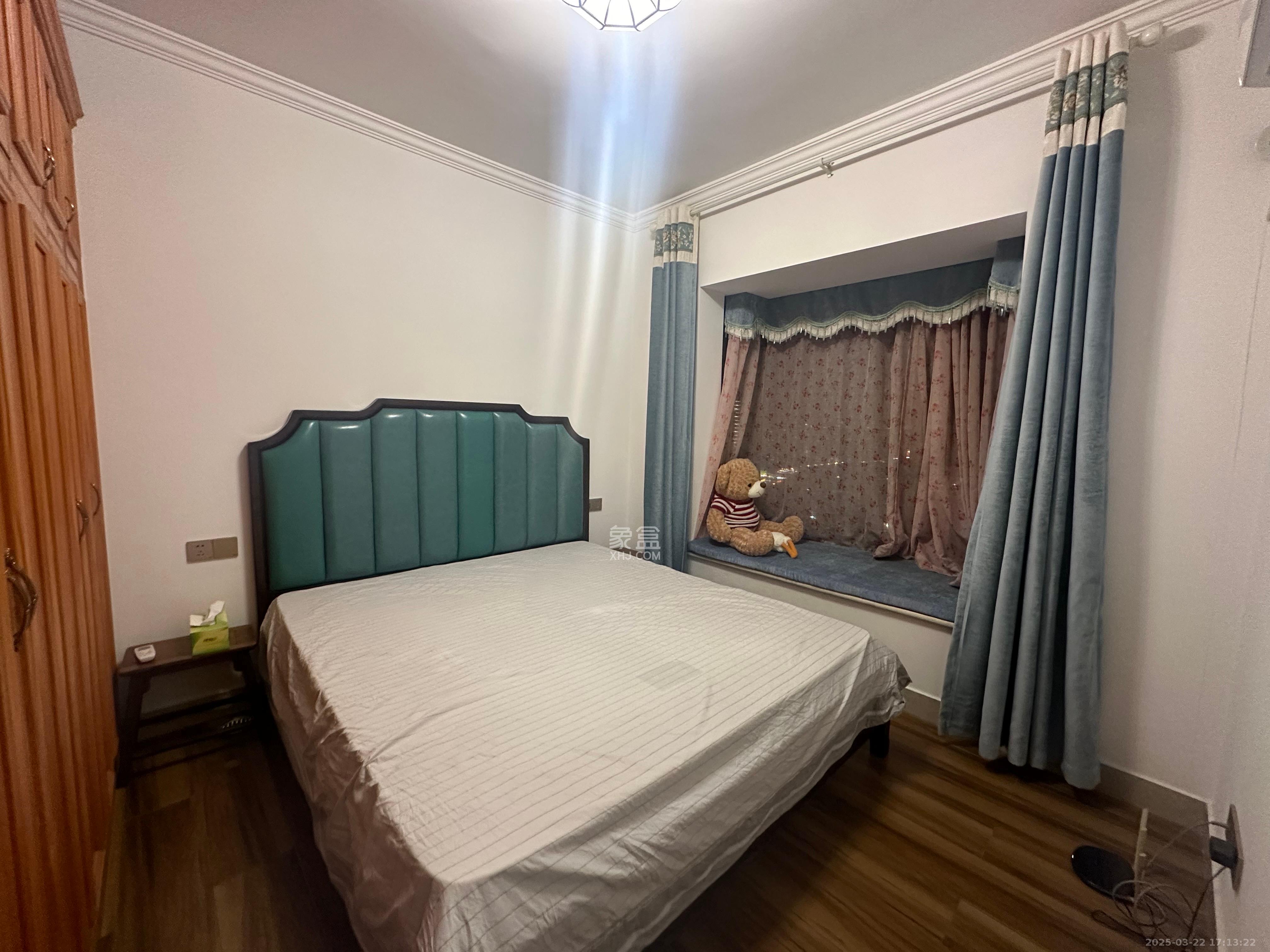 恒大御景半岛湘江苑（恒大御景半岛一期）  3室2厅3卫   7500.00元/月室内图