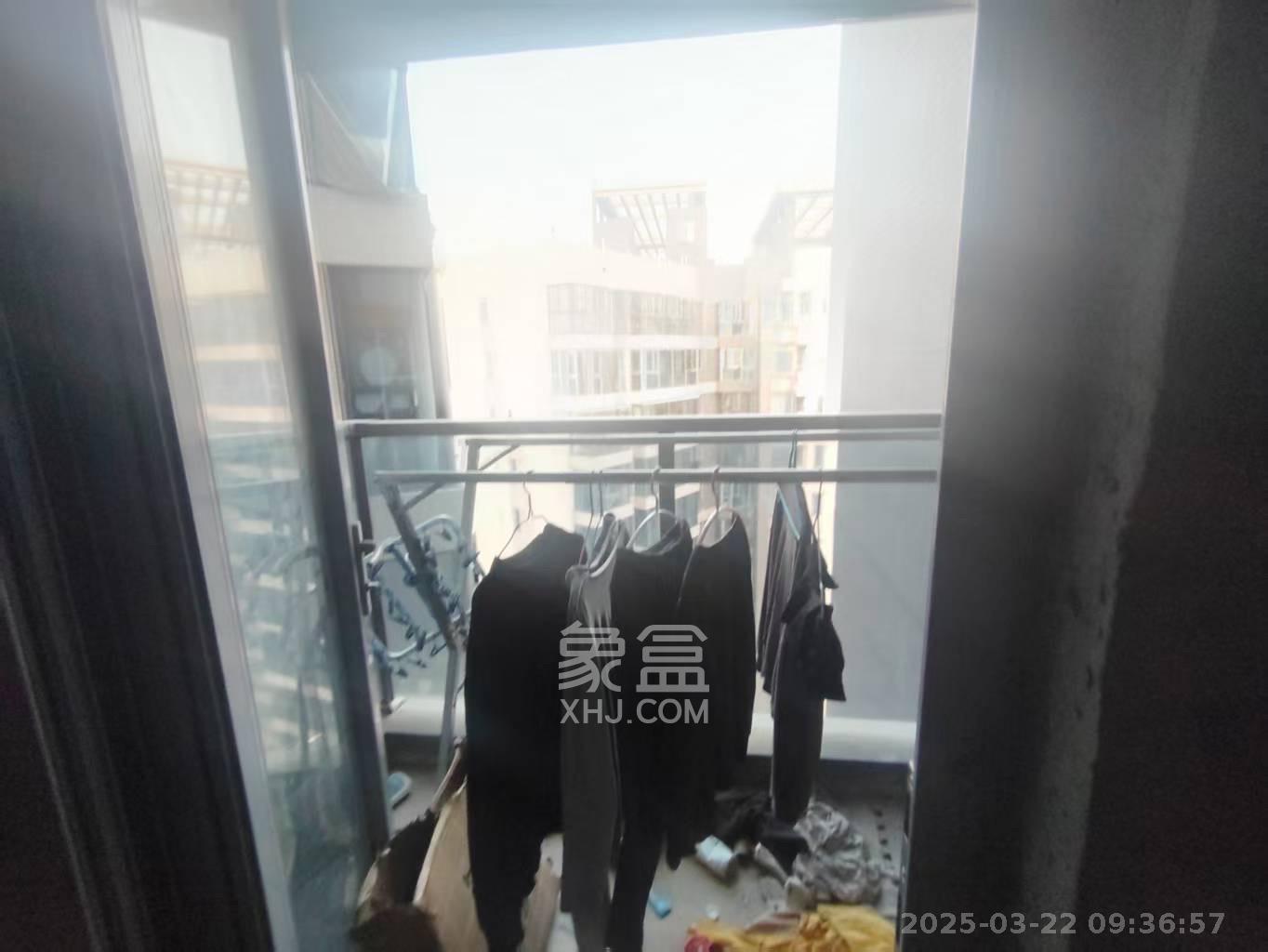 保利天禧D区  1室2厅2卫   2200.00元/月室内图