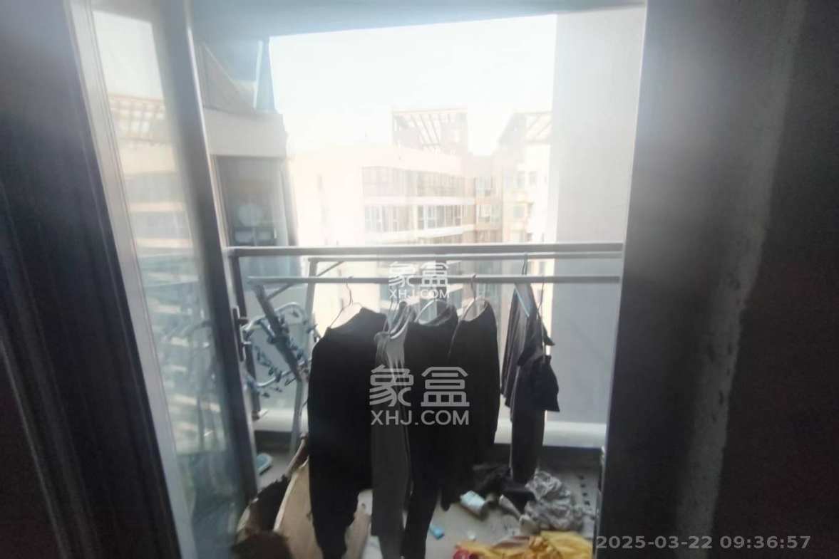 保利天禧D区 1室2厅2卫 2200.0元/月 保利天禧D区 1室2厅2卫 2200.0元/月室内图