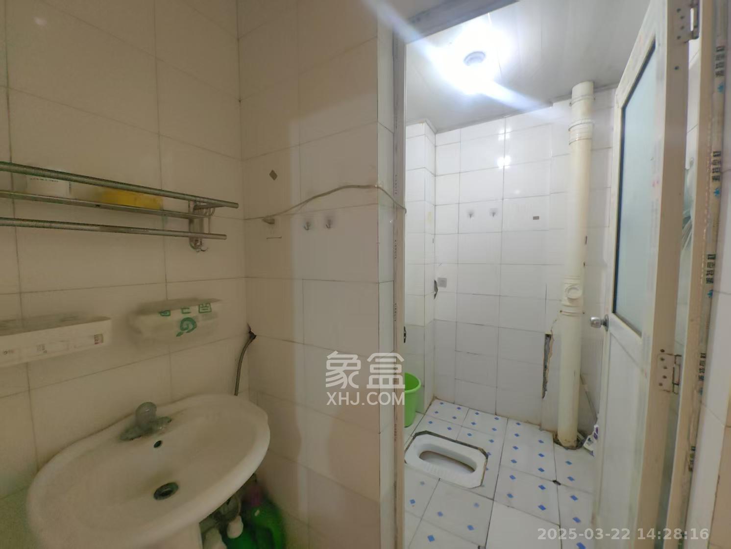 洞井生产安置小区（洞井新兴安置小区）  2室2厅1卫    1100.0元/月室内图