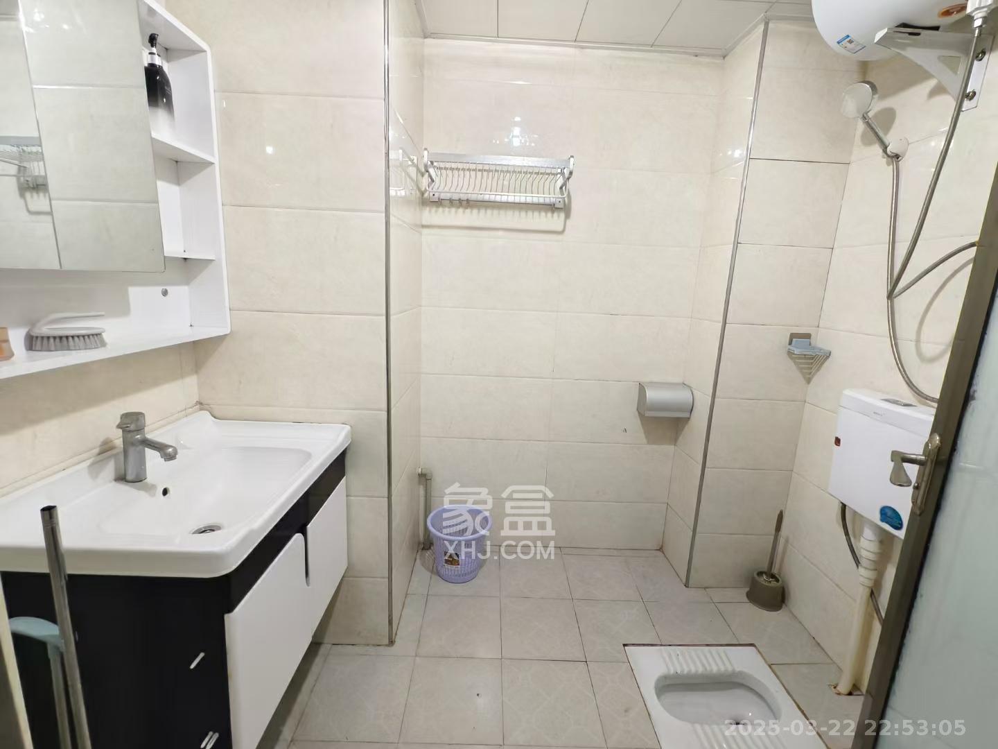 牛串岭小区  1室1厅1卫    3000.0元/月室内图