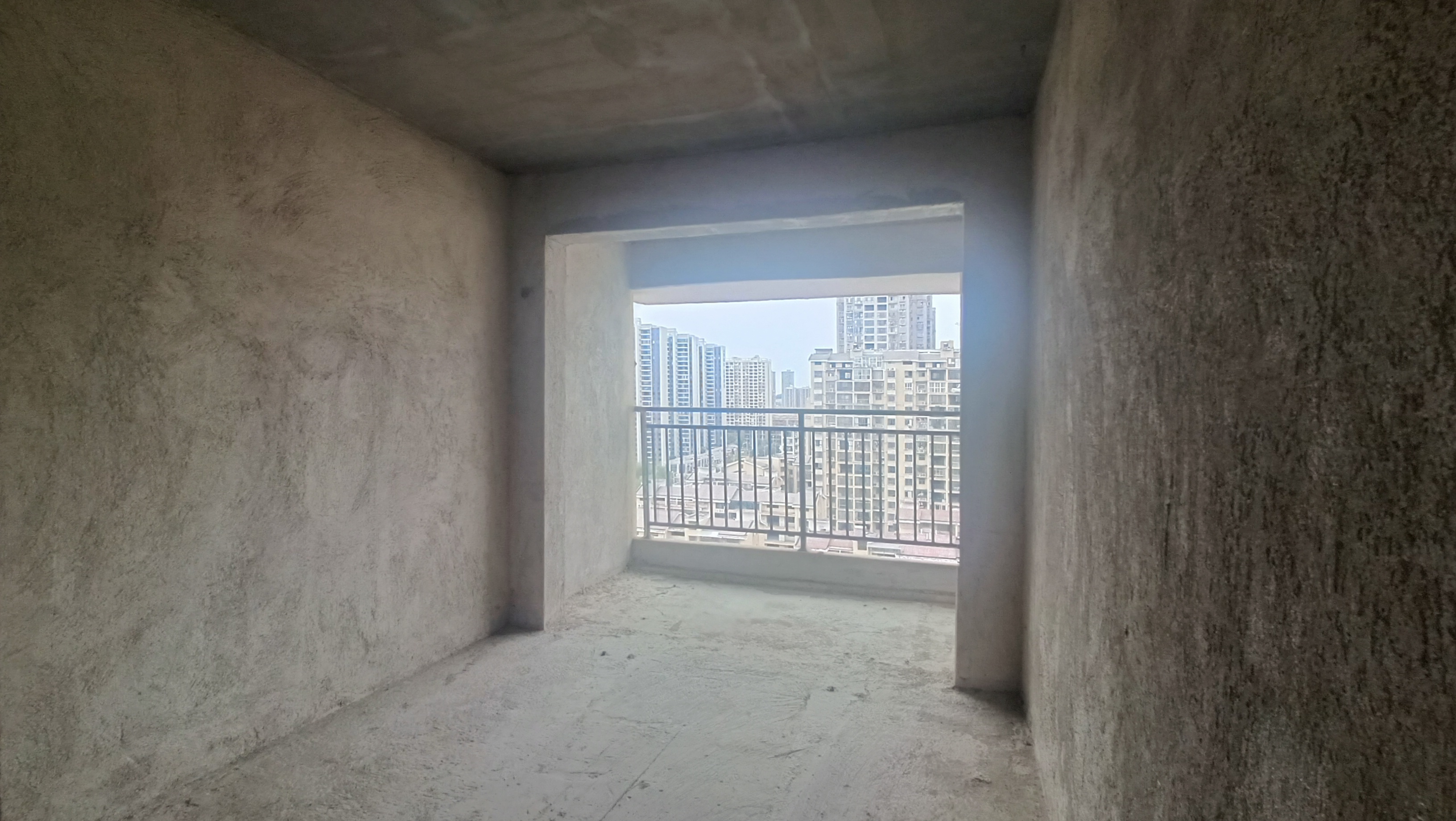 湖光山色 4室2厅2卫 56.8万 湖光山色 4室2厅2卫 56.8万客厅