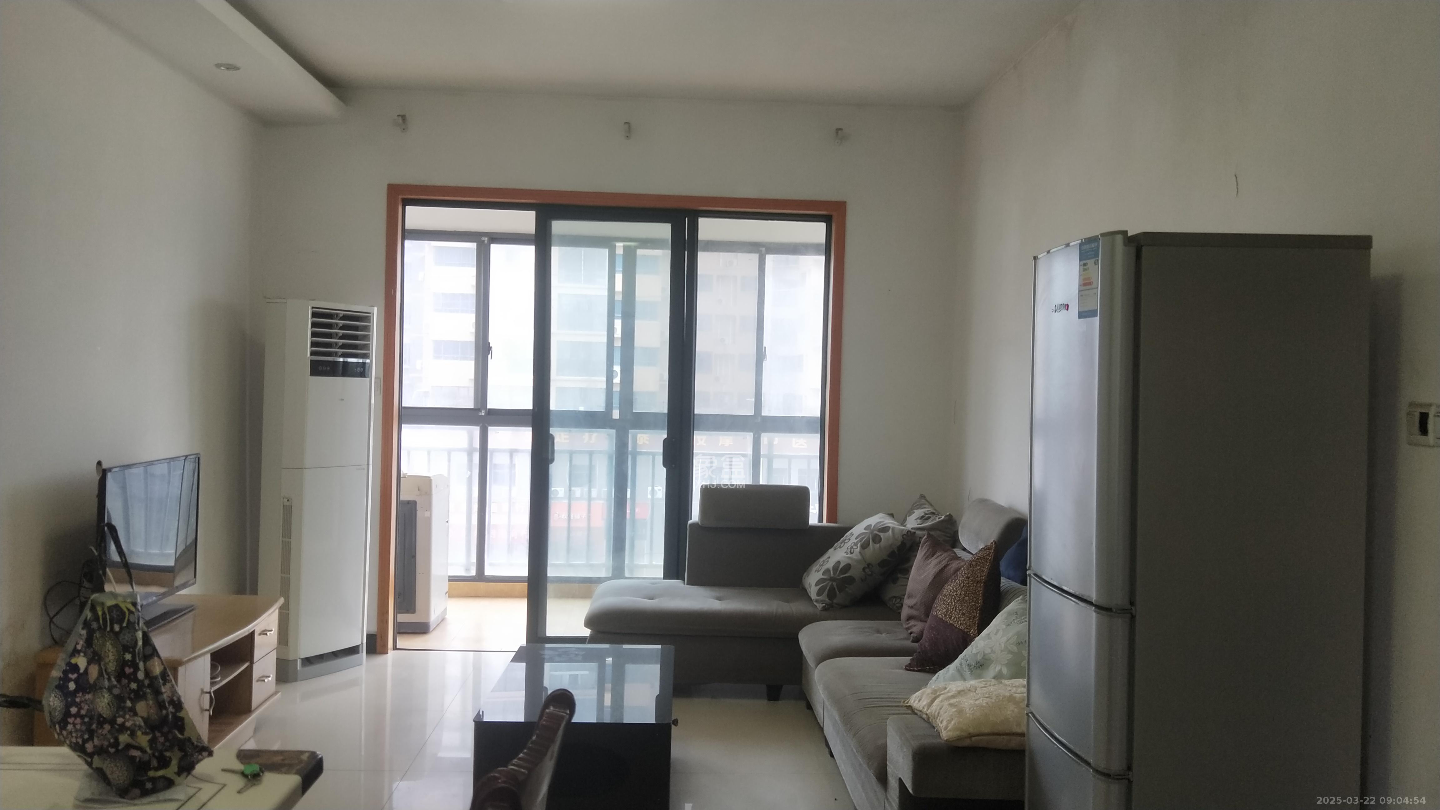 莱茵城 3室2厅1卫 2000.0元/月 莱茵城 3室2厅1卫 2000.0元/月室内图