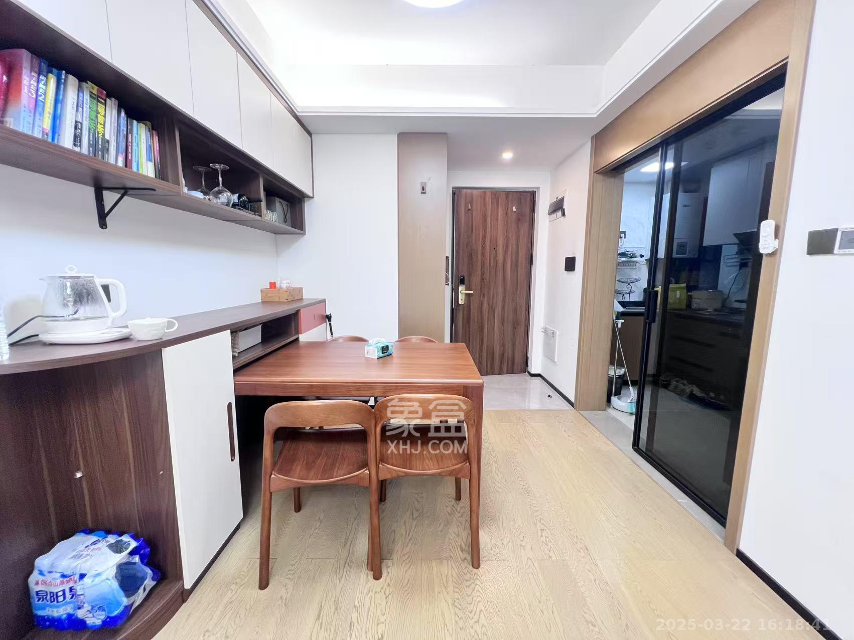 万科里金域国际  3室1厅2卫    4000.0元/月室内图