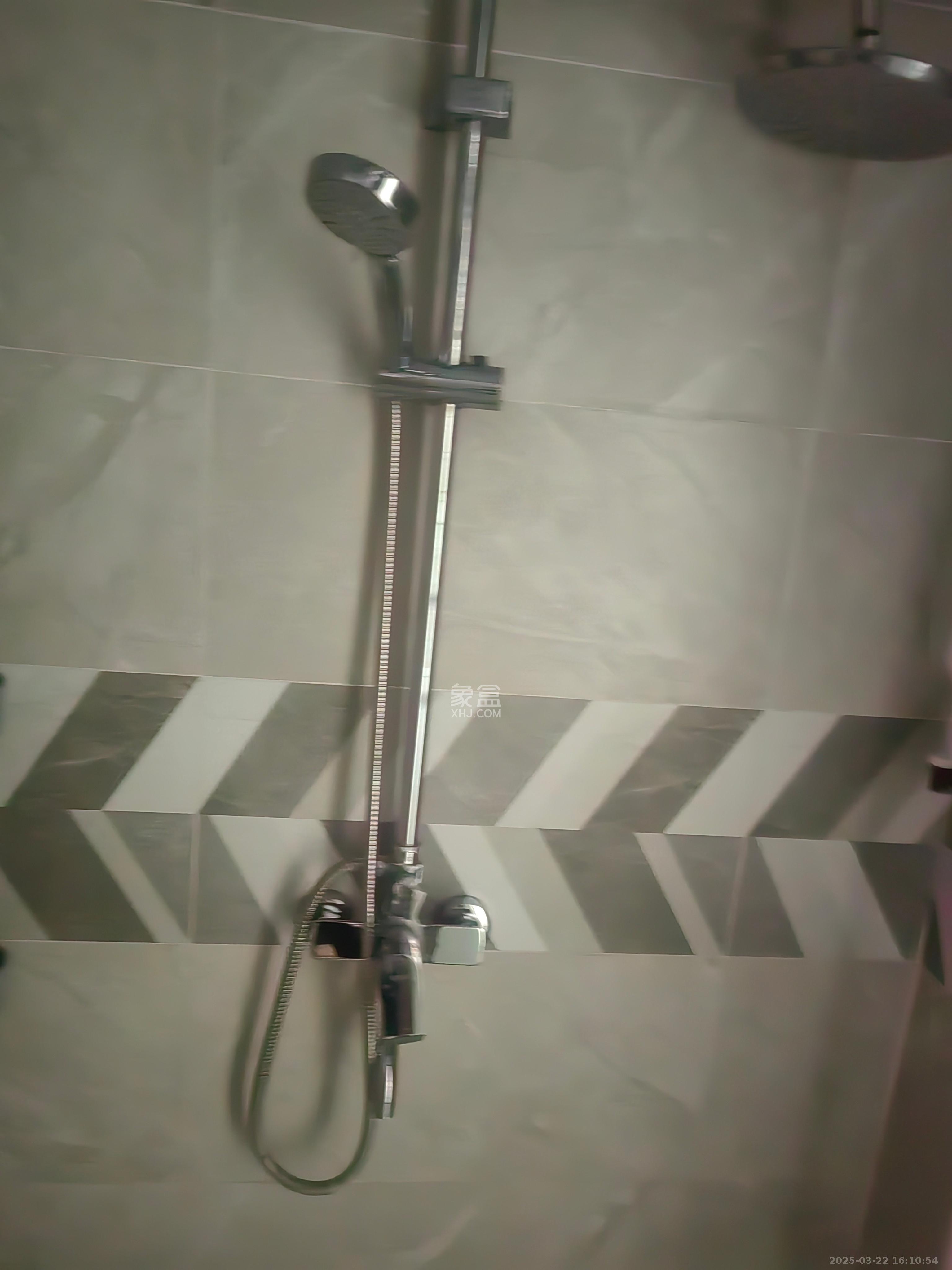 龙湖新壹城 1室1厅1卫 2400.0元/月 龙湖新壹城 1室1厅1卫 2400.0元/月室内图