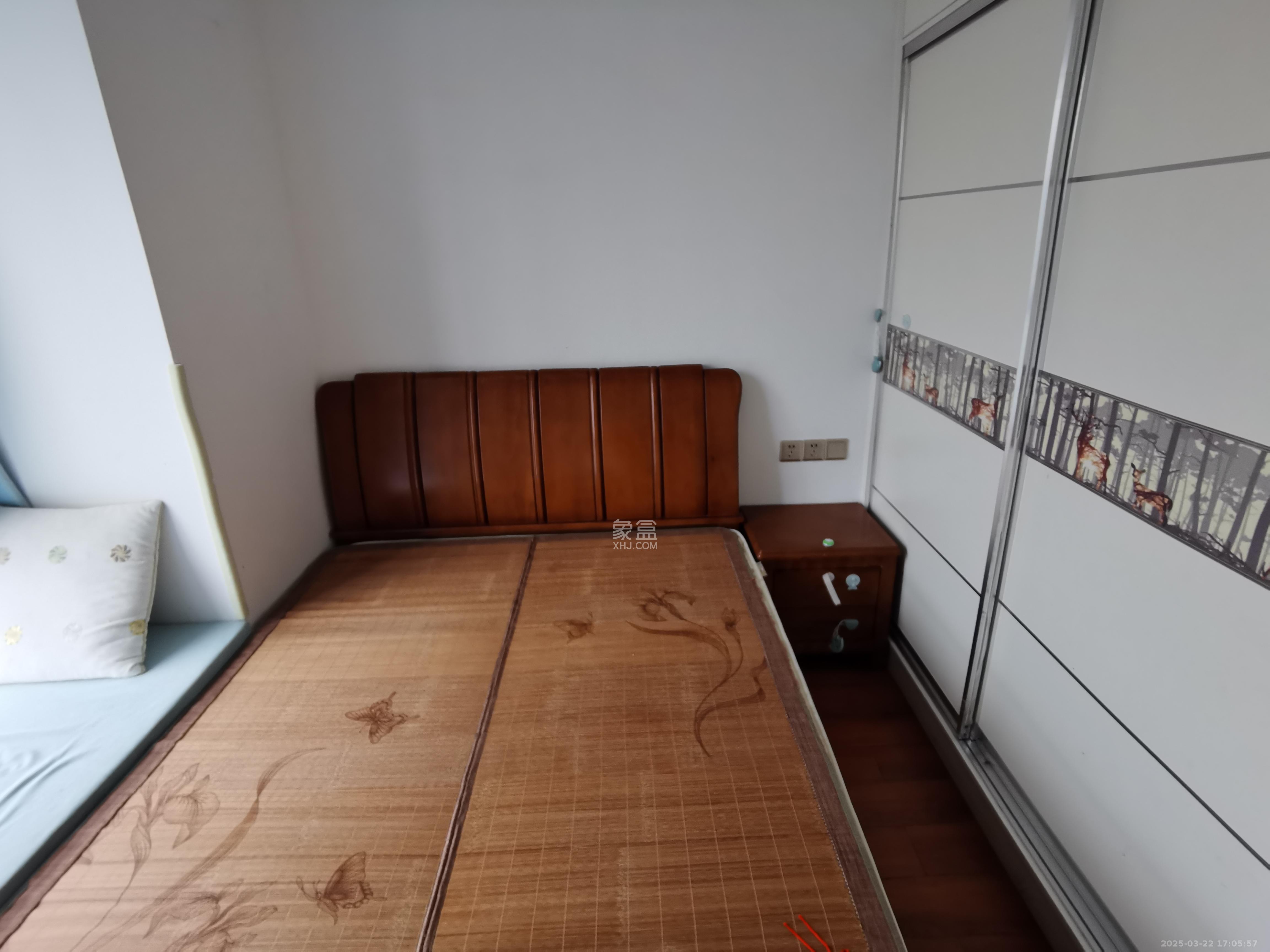 荣升家园（湘江熙岸）  3室2厅1卫   2700.00元/月室内图