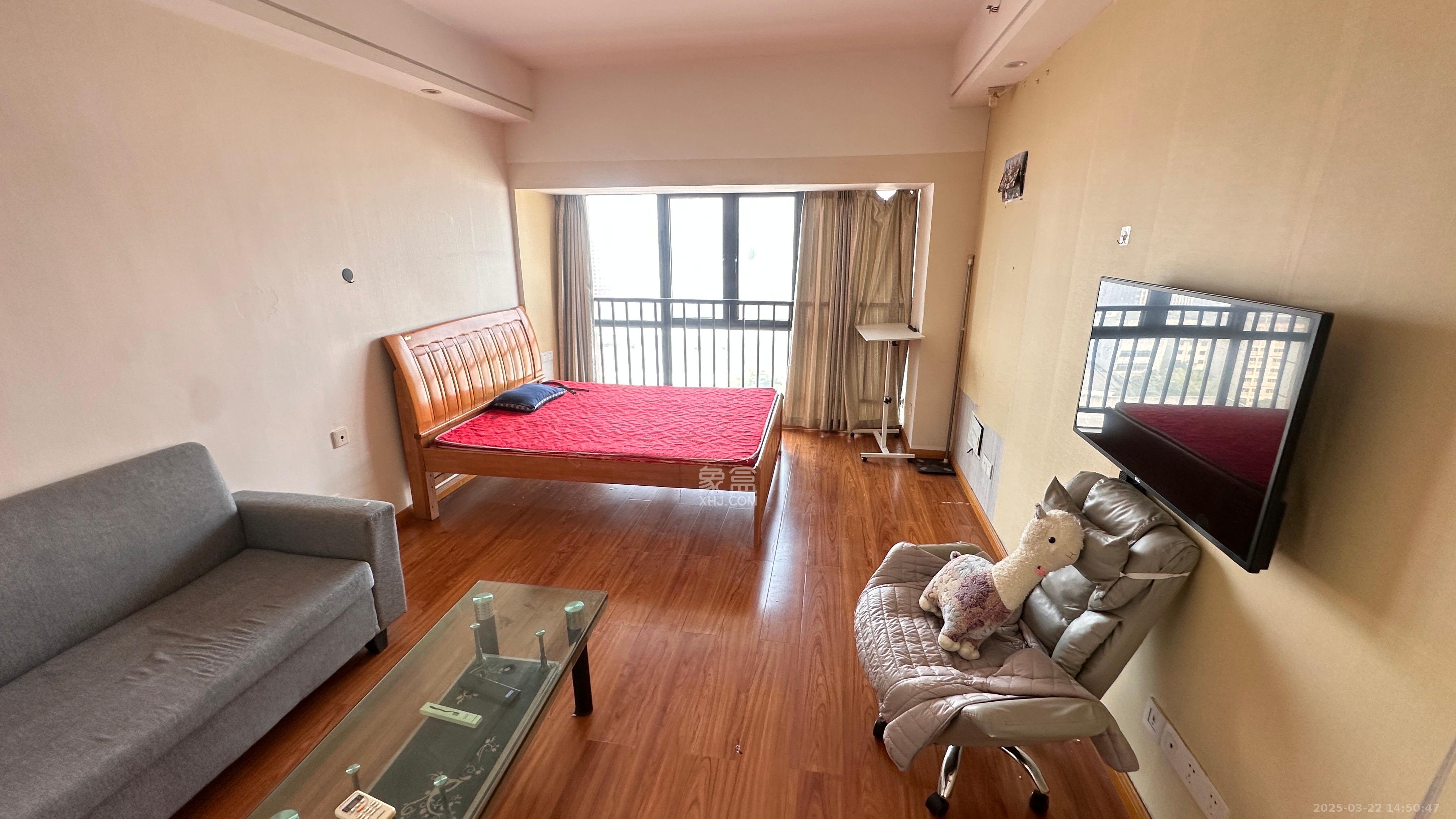 雅阁国际  1室1厅1卫    1350.0元/月