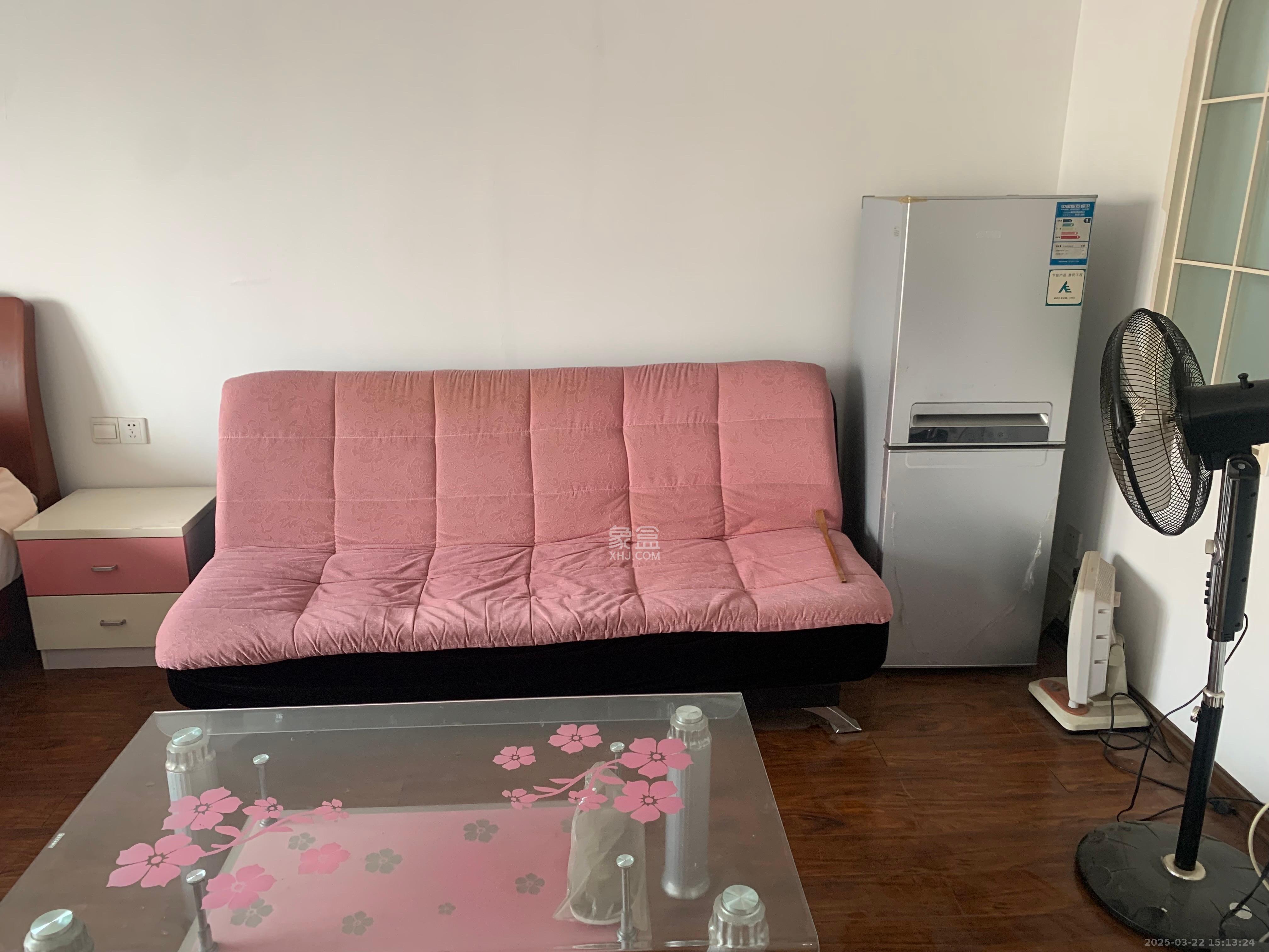 时代星城 1室1厅1卫 900.0元/月 时代星城 1室1厅1卫 900.0元/月室内图