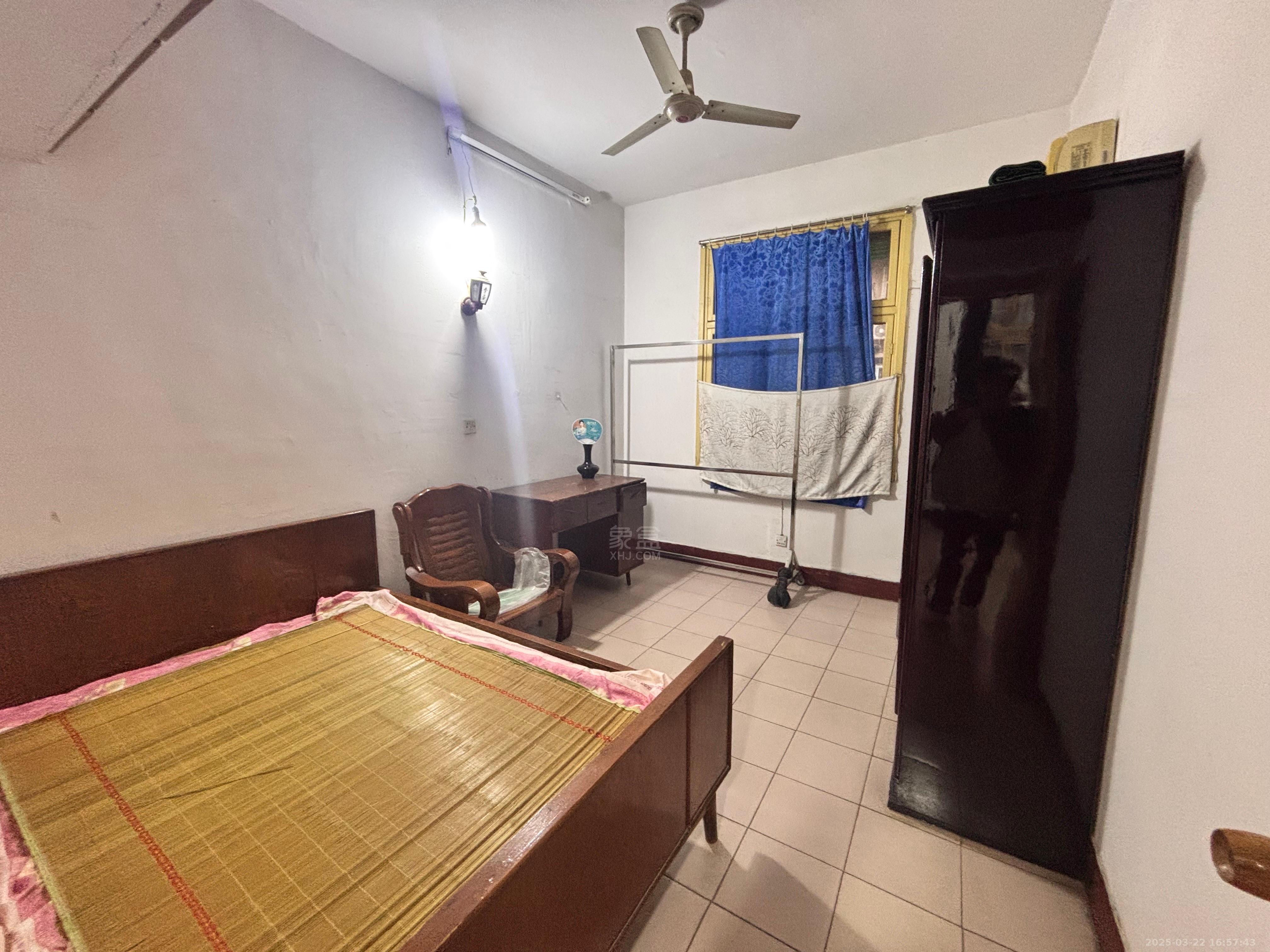 芦淞路散盘 3室1厅1卫 1000.0元/月 芦淞路散盘 3室1厅1卫 1000.0元/月室内图