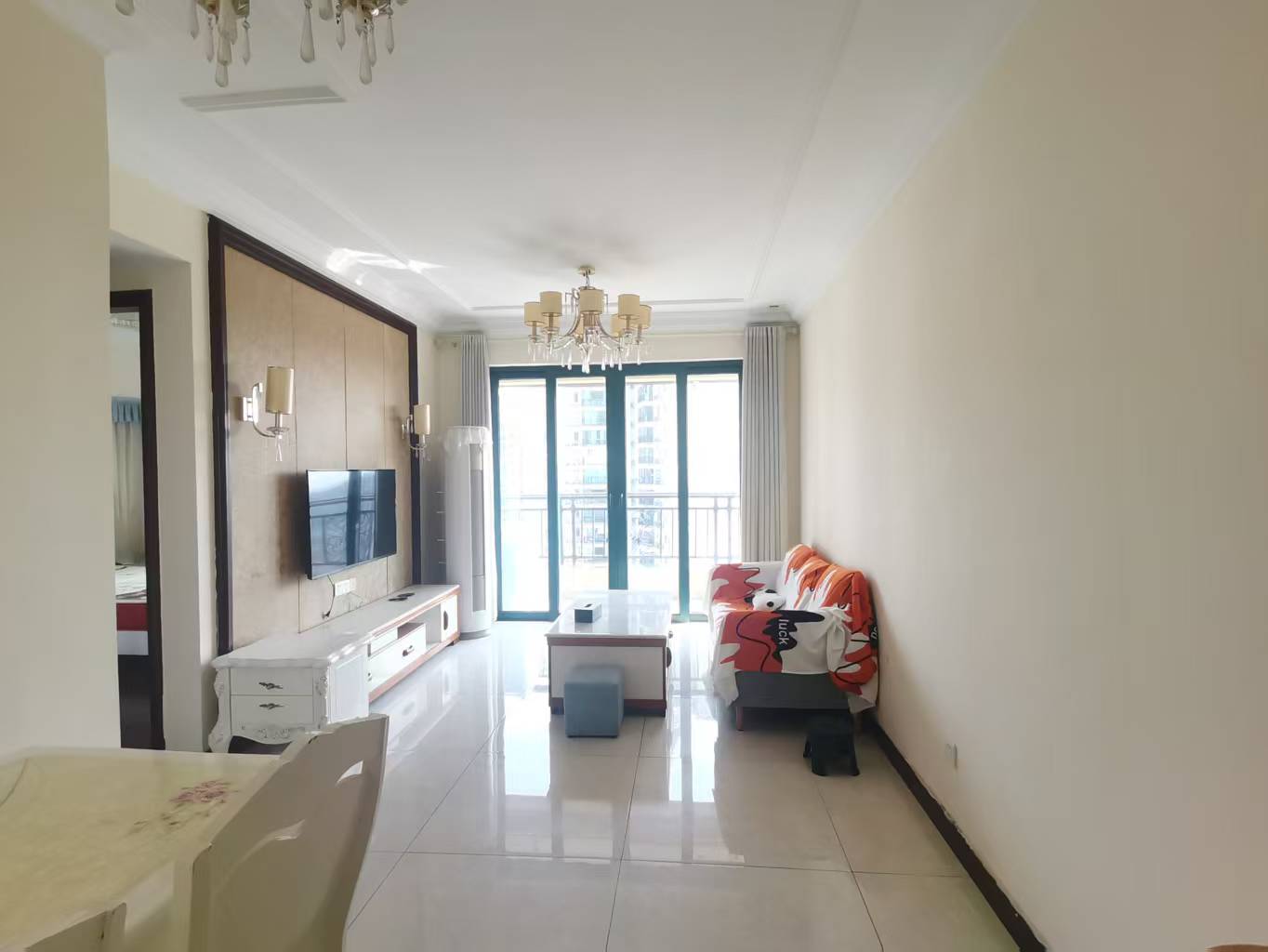 恒大绿洲 2室1厅1卫 1300.0元/月 恒大绿洲 2室1厅1卫 1300.0元/月室内图