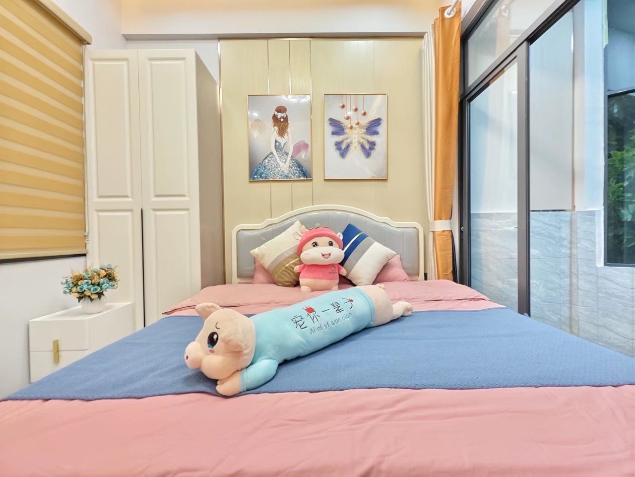 鸿昌盛大厦 3室2厅1卫 95.8万 鸿昌盛大厦 3室2厅1卫 95.8万客厅