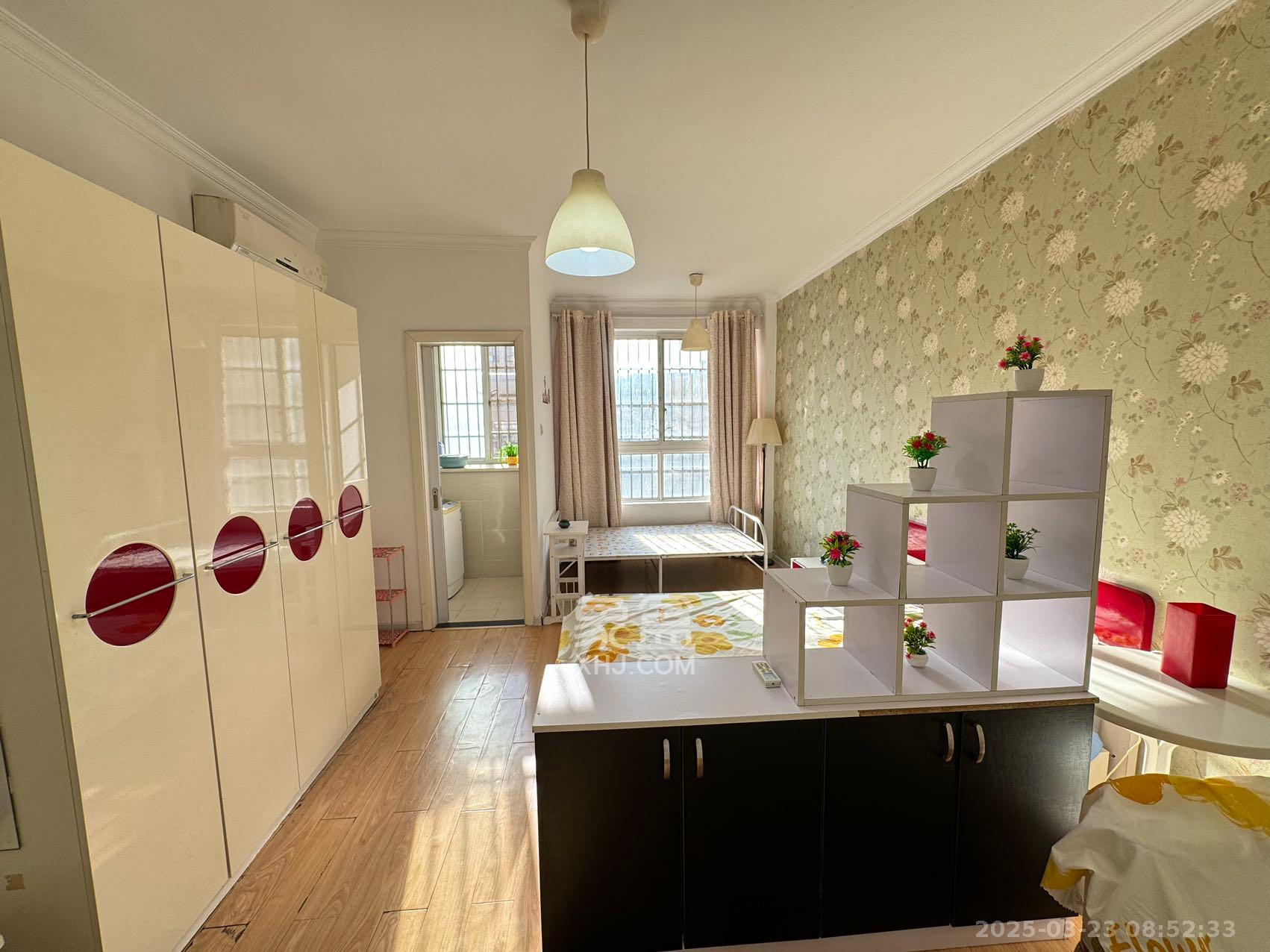 月亮湾草莓街区一、二期 1室1厅1卫 1200.0元/月 月亮湾草莓街区一、二期 1室1厅1卫 1200.0元/月室内图