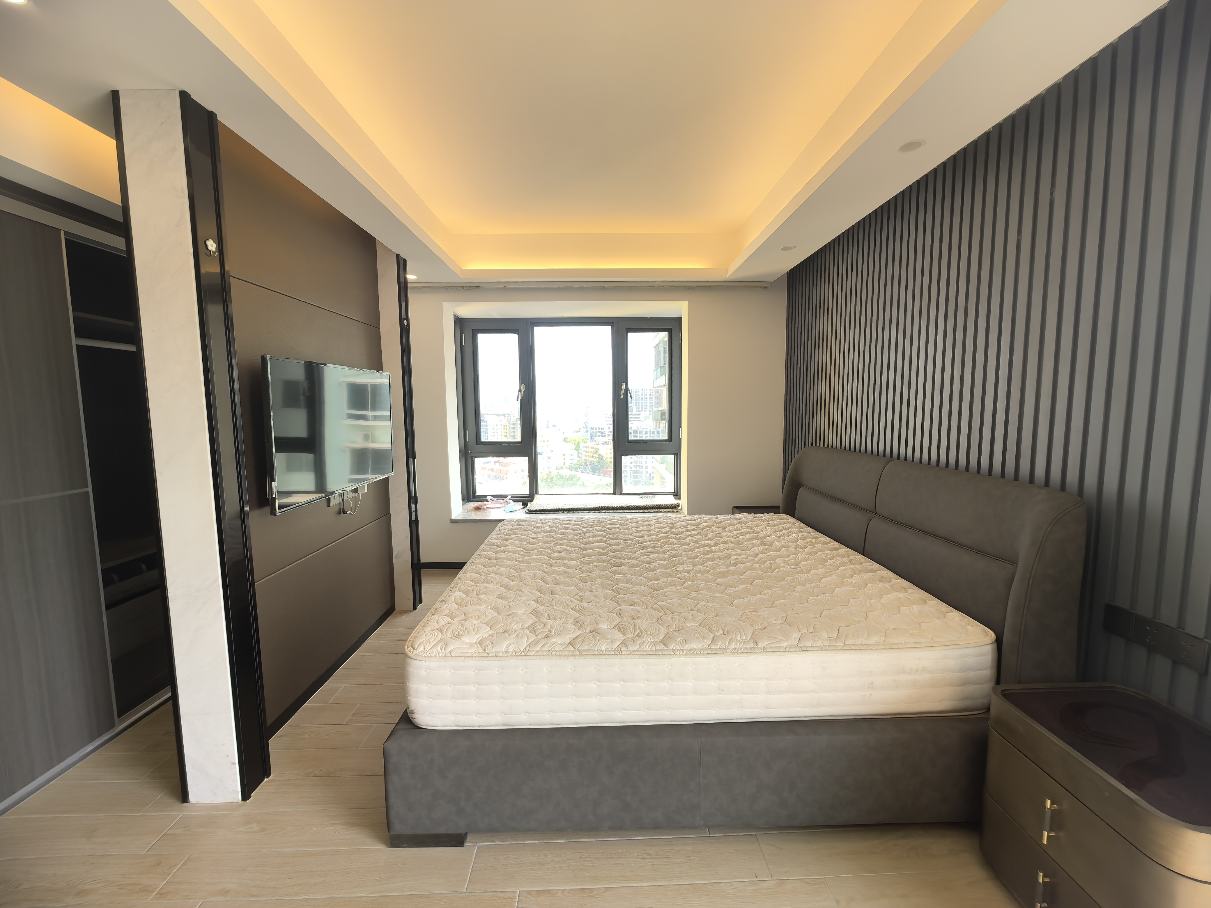 富丽花园 2室2厅2卫 175.0万 富丽花园 2室2厅2卫 175.0万客厅