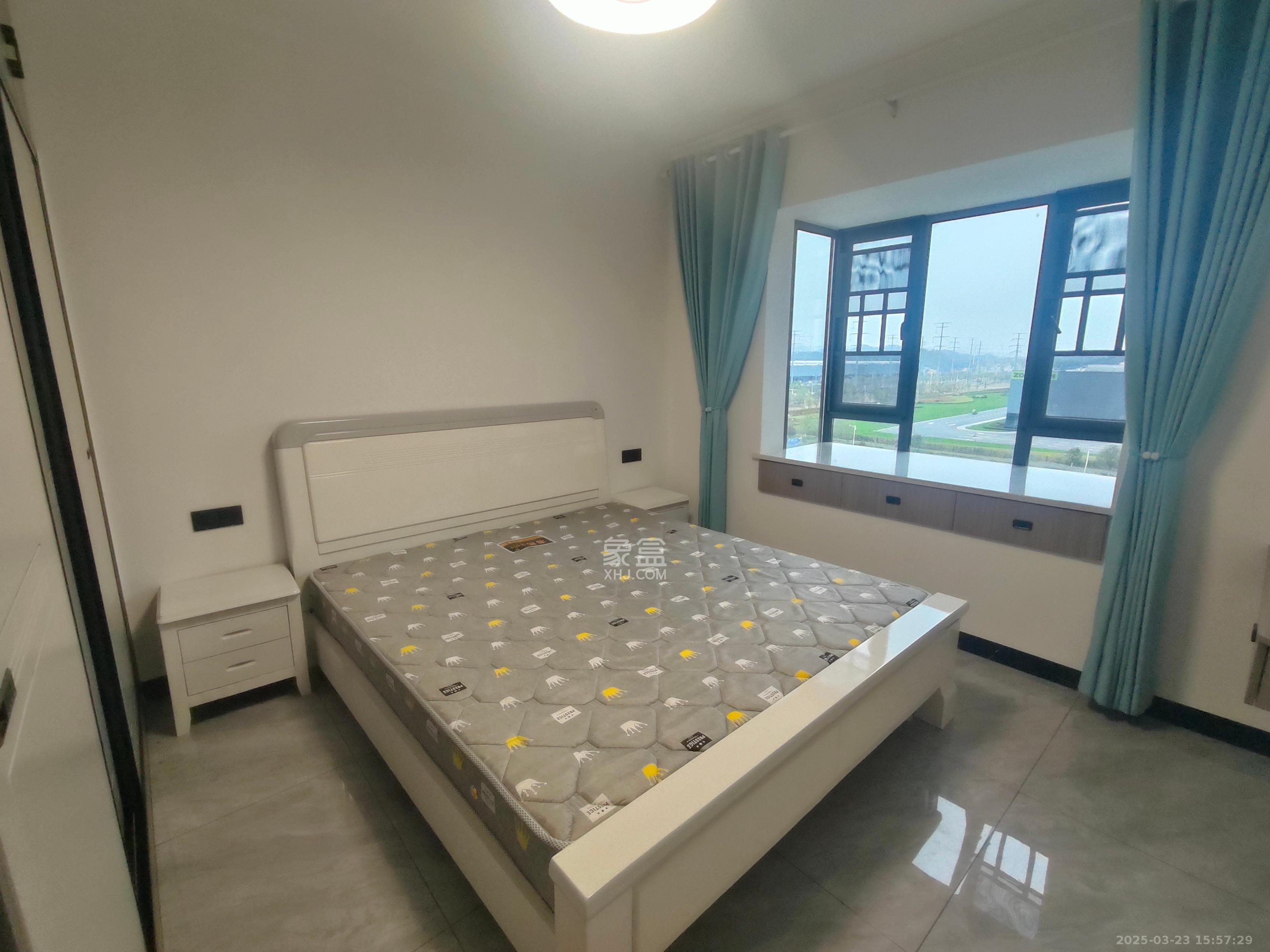 真人桥家园一期 3室2厅2卫 2450.0元/月 真人桥家园一期 3室2厅2卫 2450.0元/月室内图