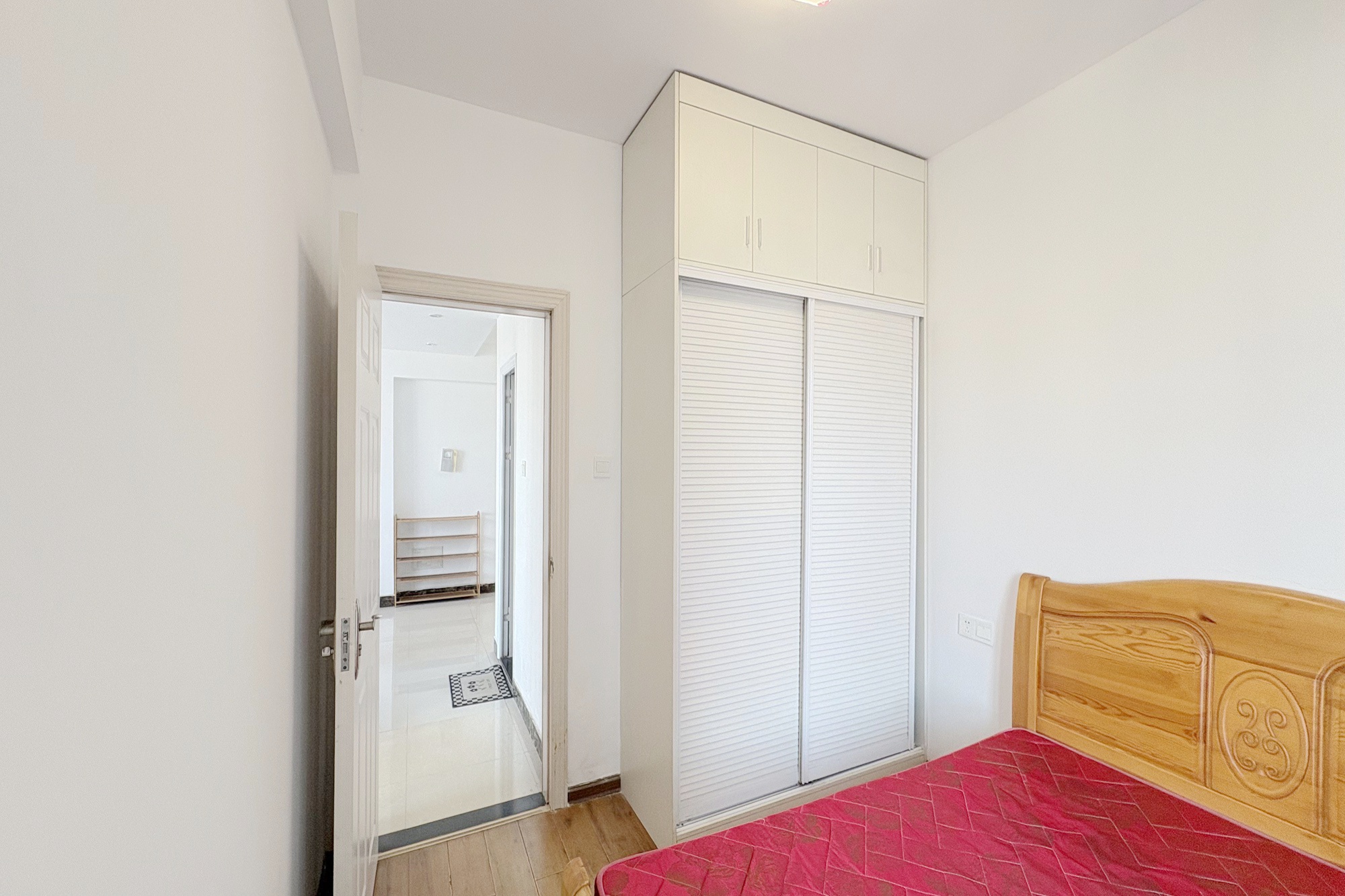 五一中央领御  2室2厅1卫    69.8万 五一中央领御  2室2厅1卫    69.8万卧室