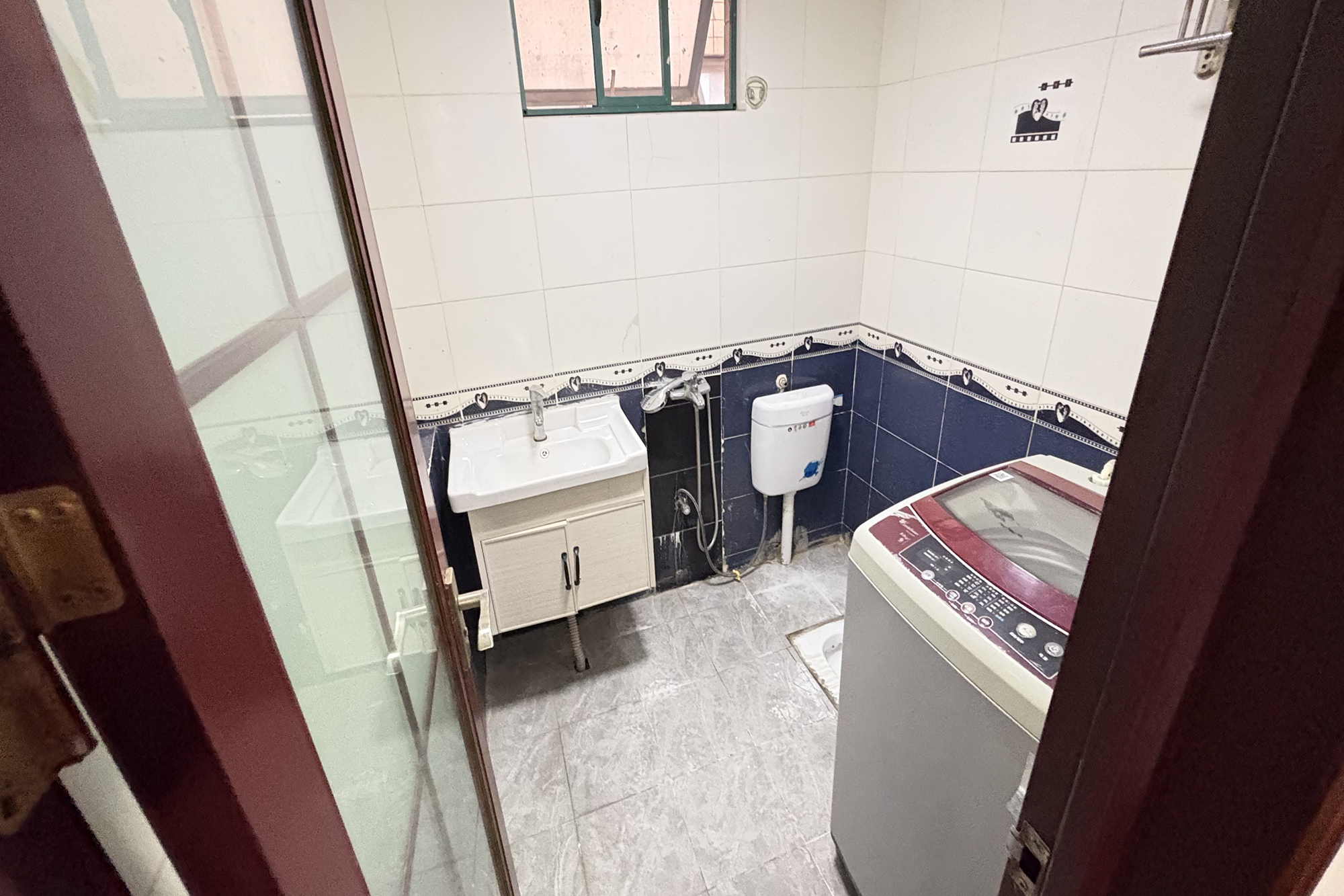 上东印象  3室2厅2卫   118.00万卫生间