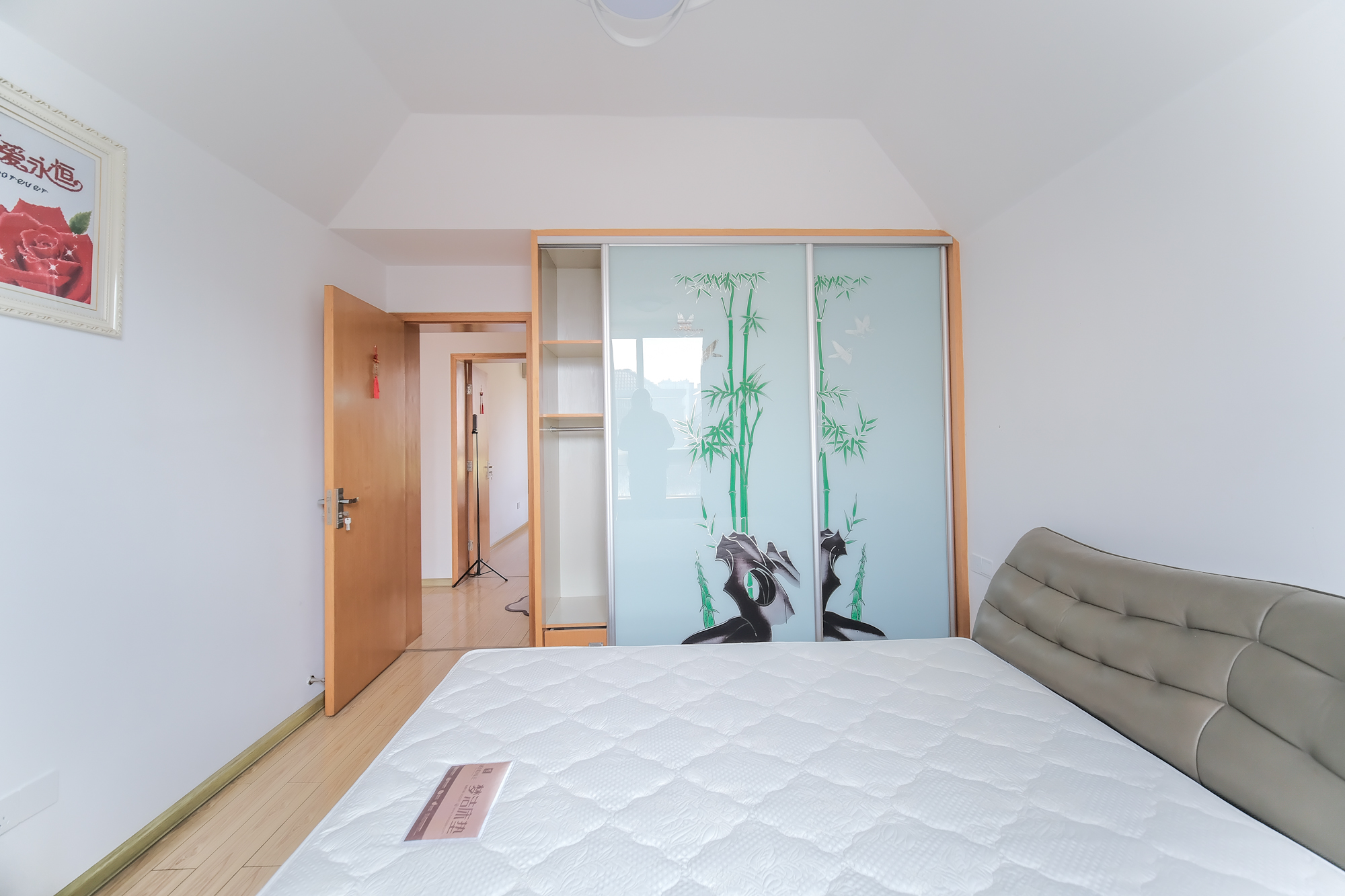 山水湾 2室2厅1卫 39.8万 山水湾 2室2厅1卫 39.8万卧室