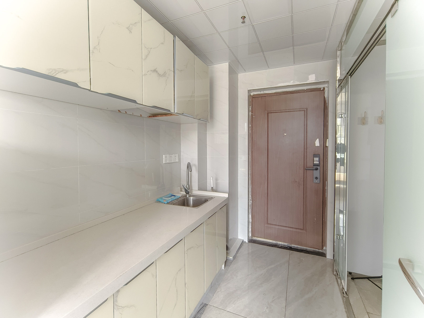 保利香槟国际  1室1厅1卫    15.8万 保利香槟国际  1室1厅1卫    15.8万厨房