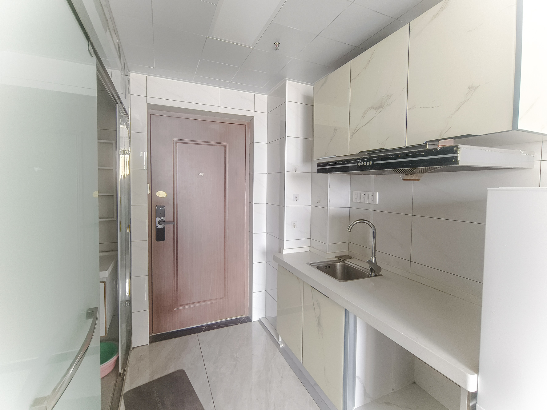 保利香槟国际  1室1厅1卫    18.8万 保利香槟国际  1室1厅1卫    18.8万厨房