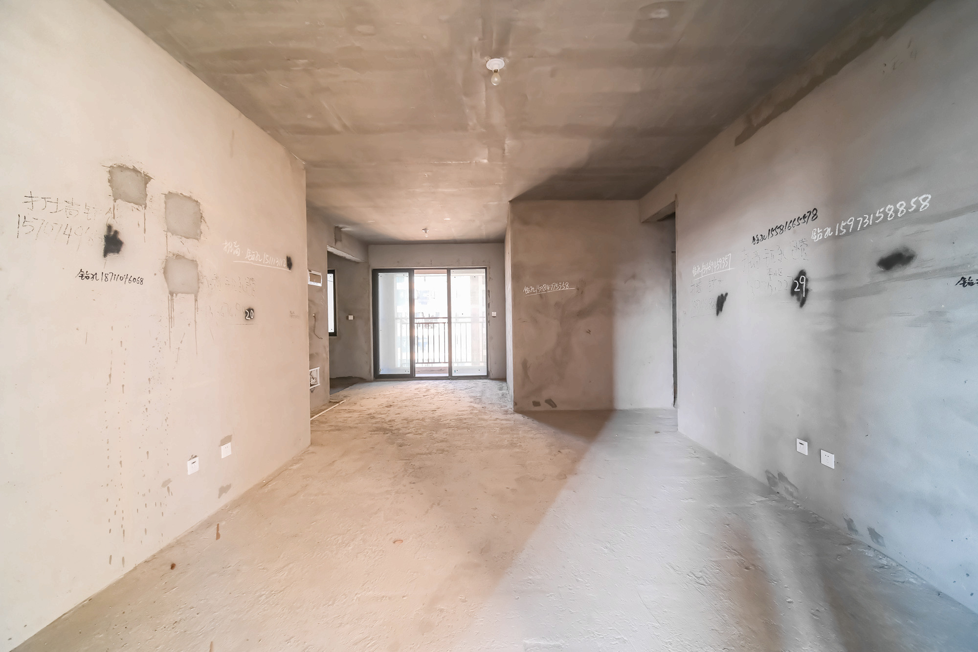 星雅美辰 3室2厅2卫 90.0万 星雅美辰 3室2厅2卫 90.0万客厅