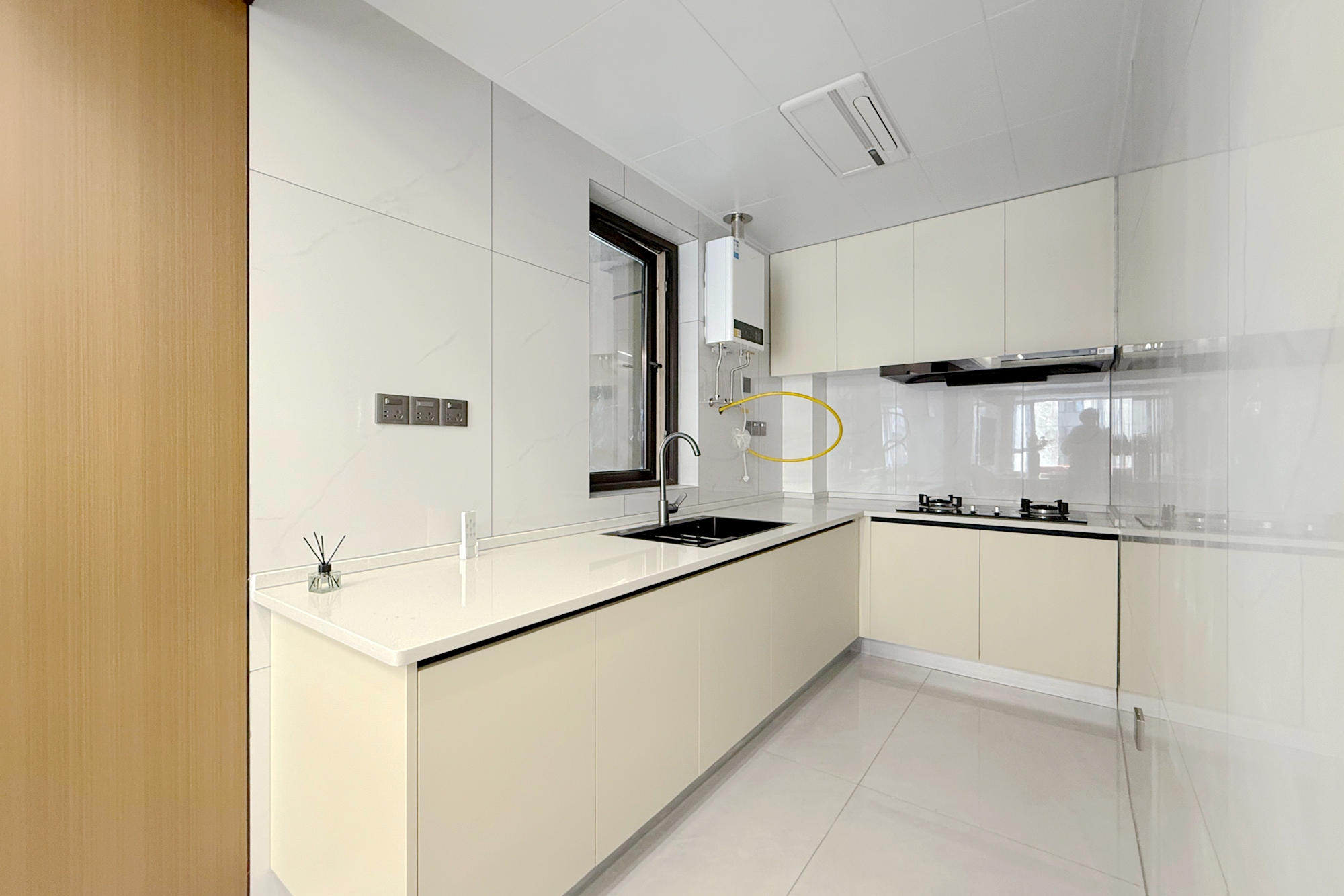 金辉优步学府 1室0厅0卫 91.8万 金辉优步学府 1室0厅0卫 91.8万厨房