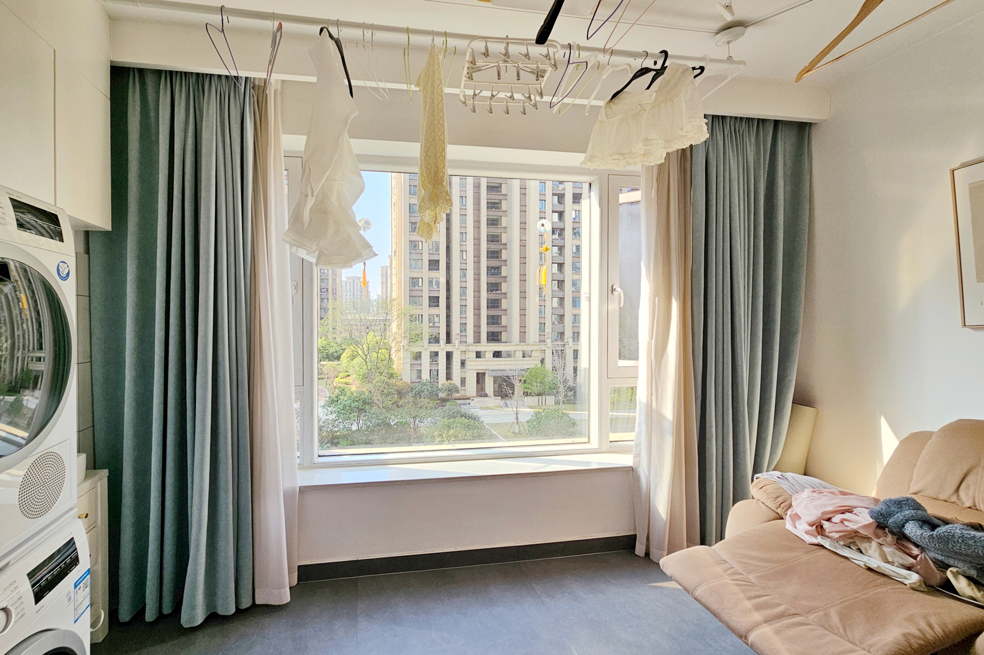 阳光城尚东湾青云苑  4室2厅2卫    160.0万 阳光城尚东湾青云苑  4室2厅2卫    160.0万阳台