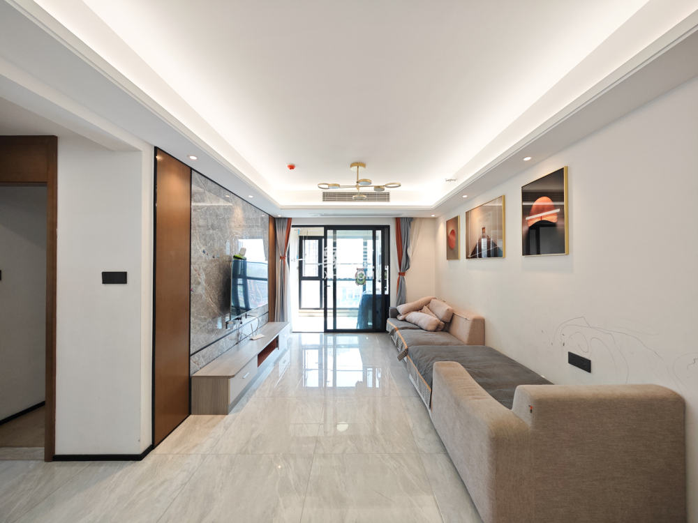 万科魅力之城天阔里  3室2厅2卫    105.0万