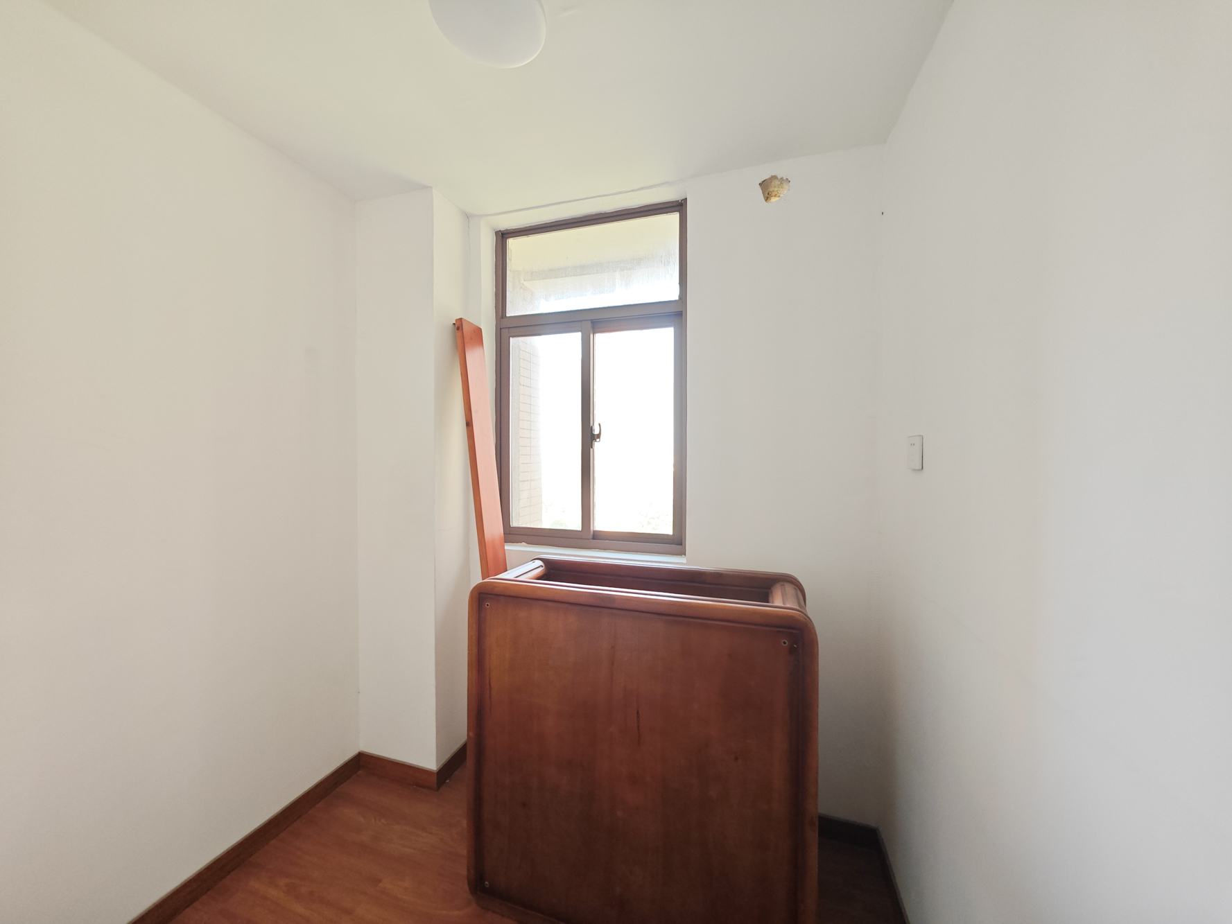 新城景苑 3室1厅1卫 52.8万 新城景苑 3室1厅1卫 52.8万其他