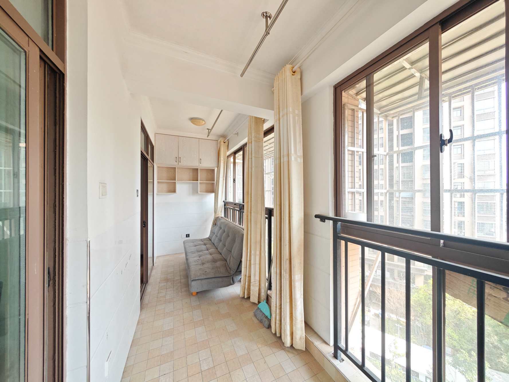 新城景苑 3室1厅1卫 52.8万 新城景苑 3室1厅1卫 52.8万其他