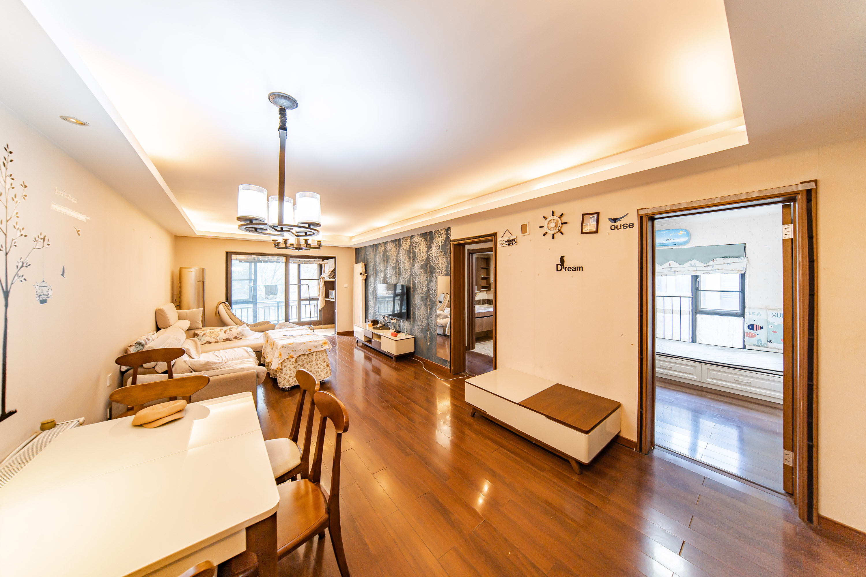 万科白鹭郡  3室2厅2卫    118.0万 万科白鹭郡  3室2厅2卫    118.0万客厅