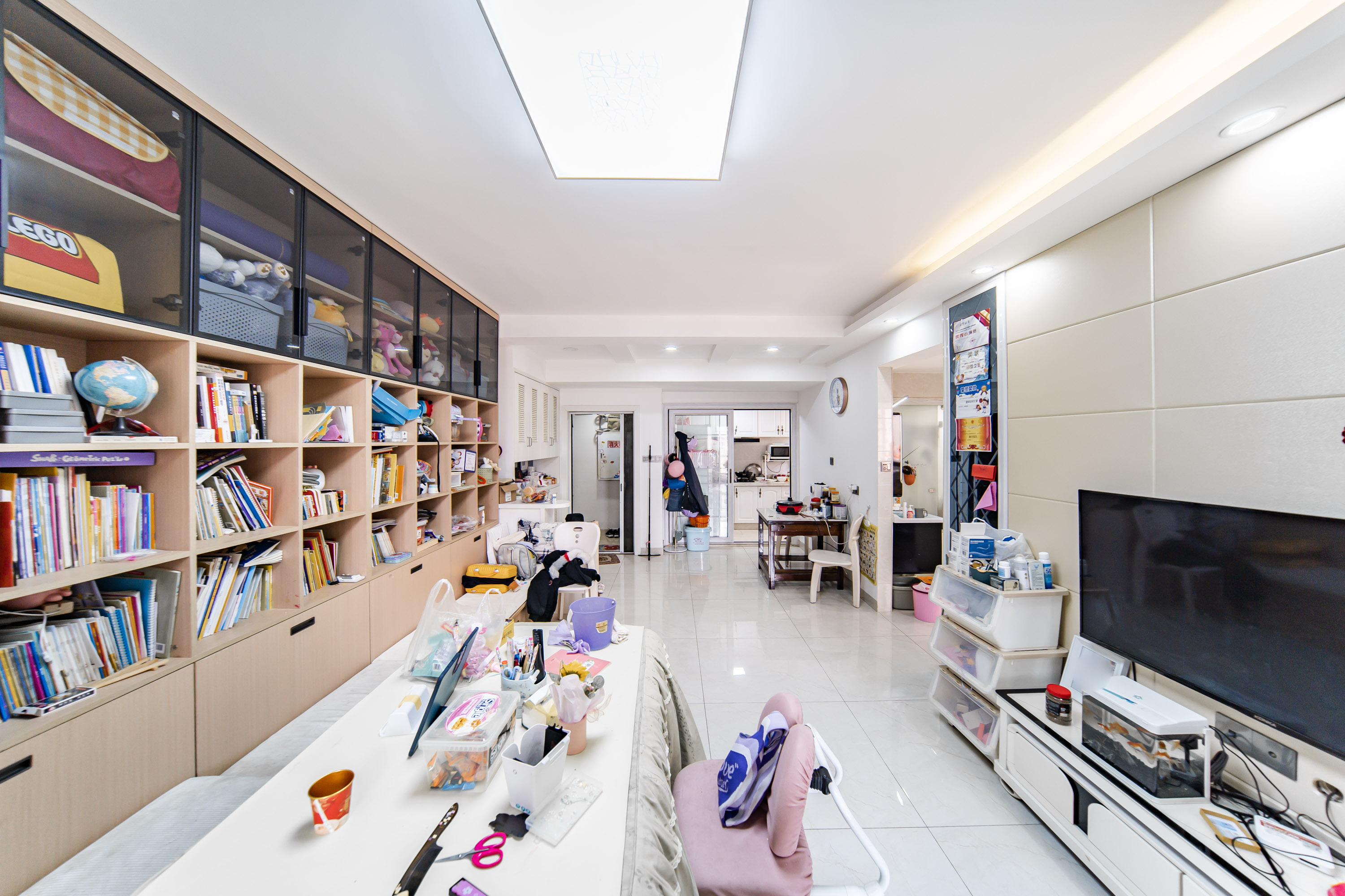 COCO蜜城  3室2厅1卫   90.00万客厅