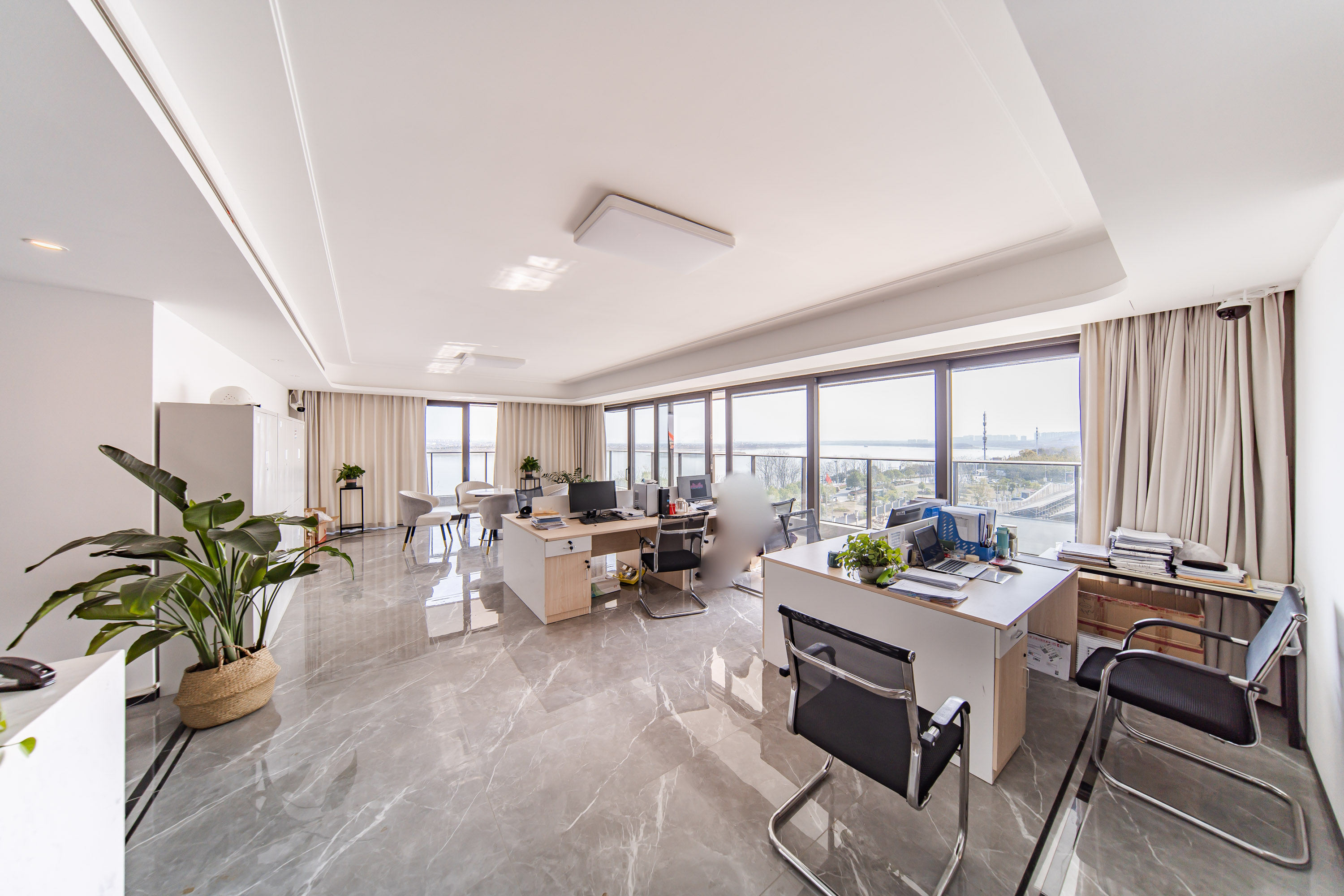 建发电建江山悦  4室2厅3卫   550.00万