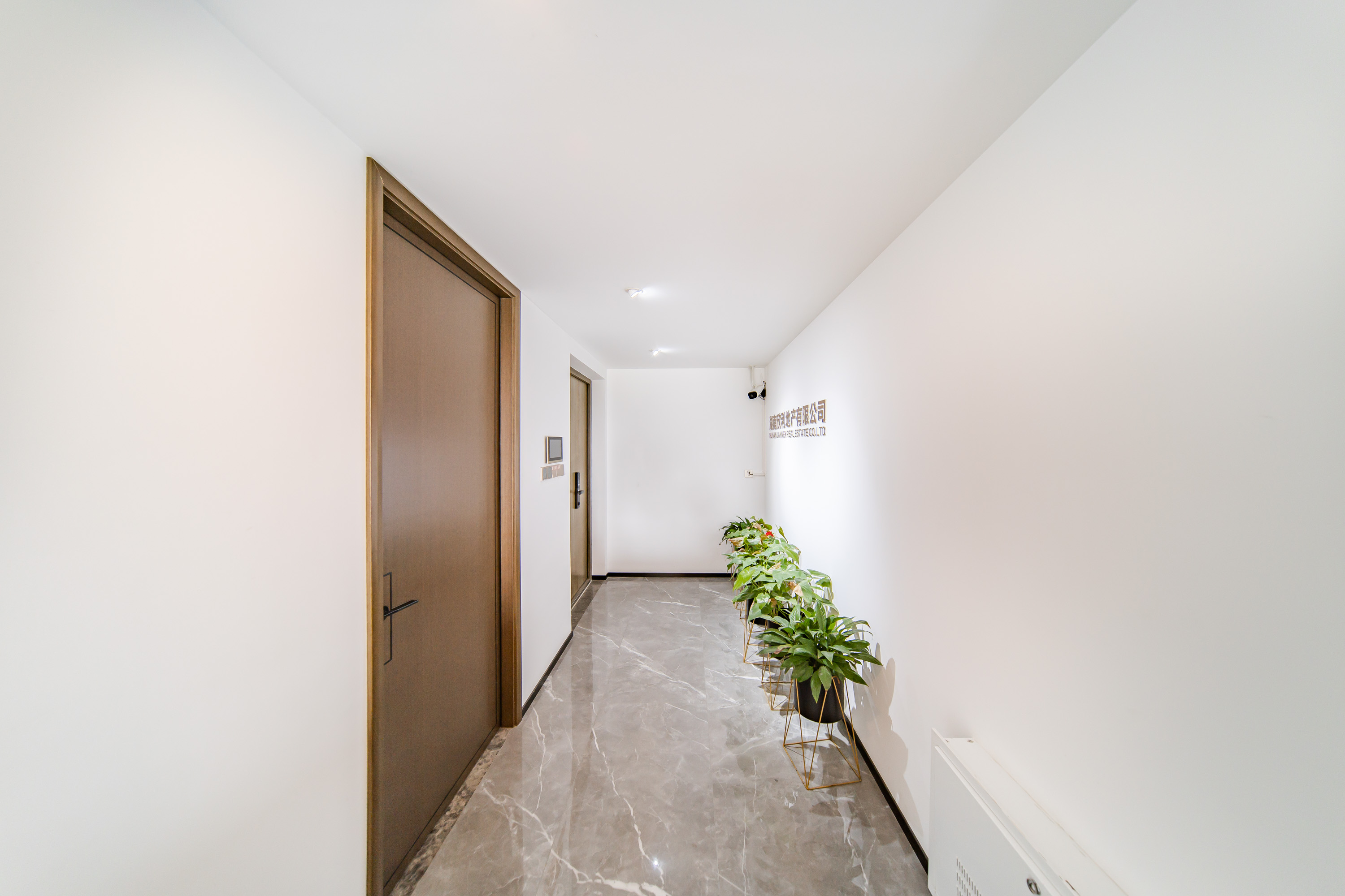 建发电建江山悦  4室2厅3卫   550.00万其他