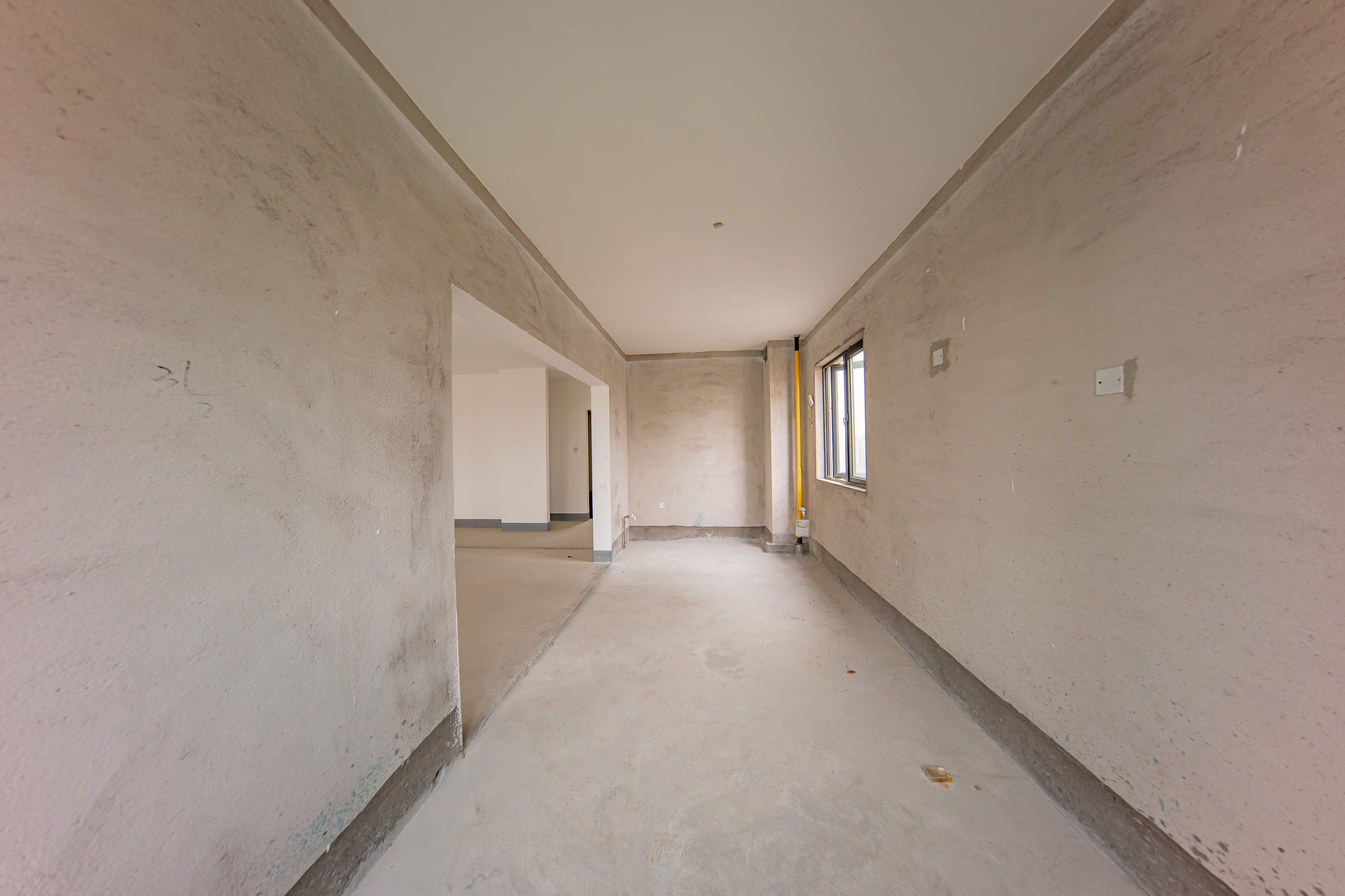 建投象山国际  5室2厅3卫    235.0万厨房