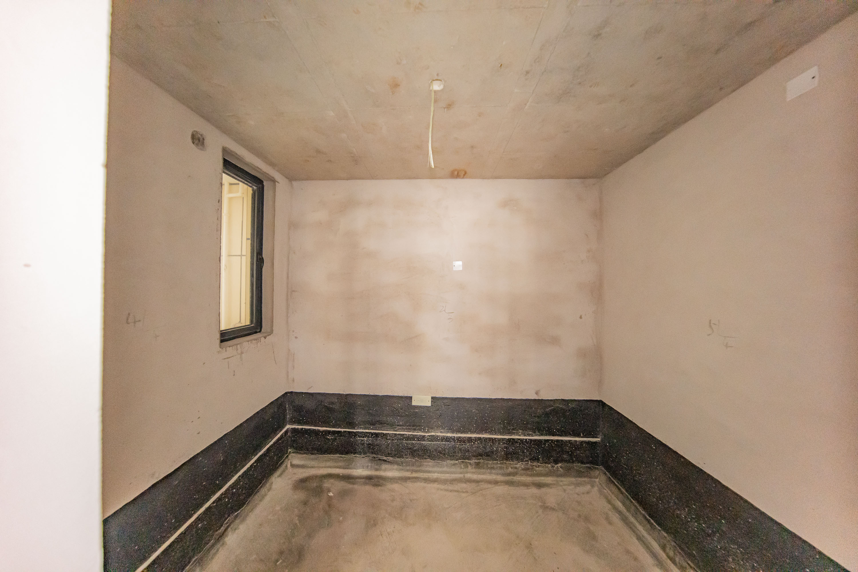 建投象山国际  5室2厅3卫    235.0万 建投象山国际  5室2厅3卫    235.0万卫生间