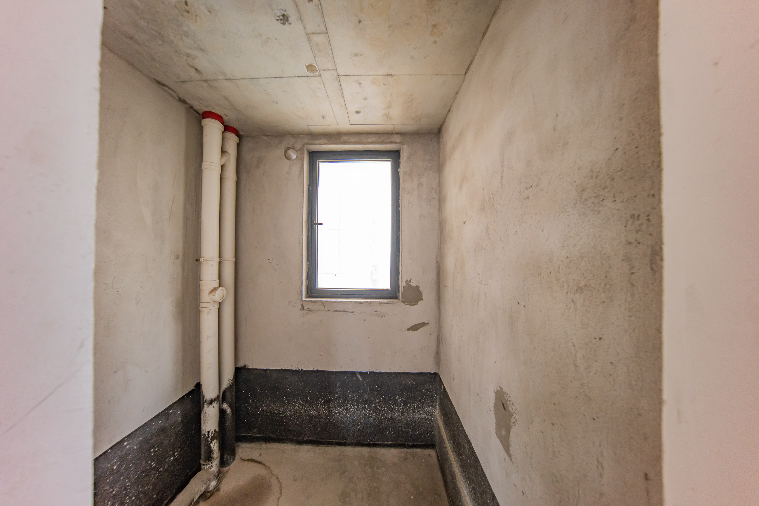 建投象山国际  5室2厅3卫    235.0万卫生间