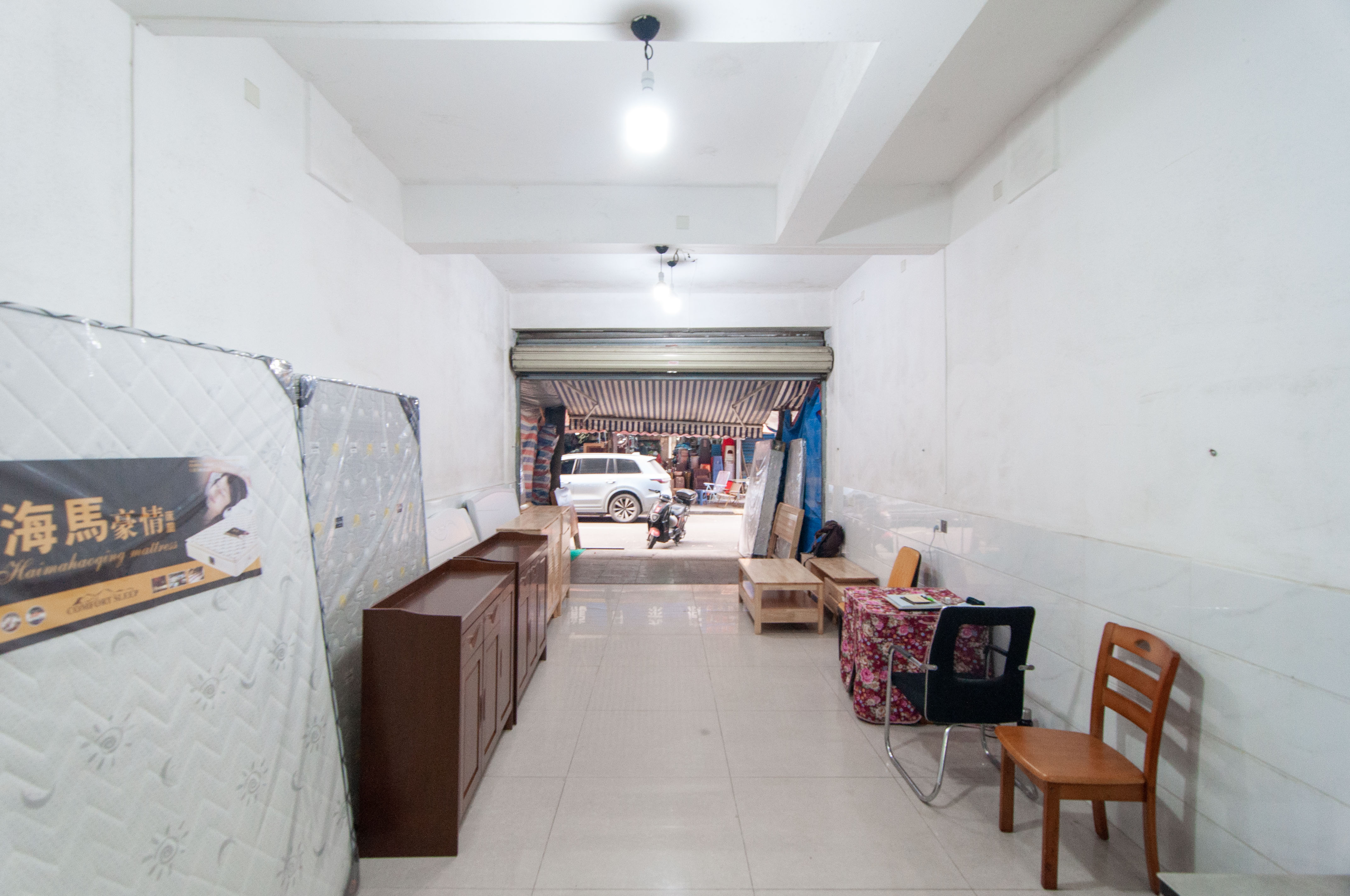 汽车西站商贸城(河西望城坡) 1室1厅1卫 155.0万 汽车西站商贸城(河西望城坡) 1室1厅1卫 155.0万客厅