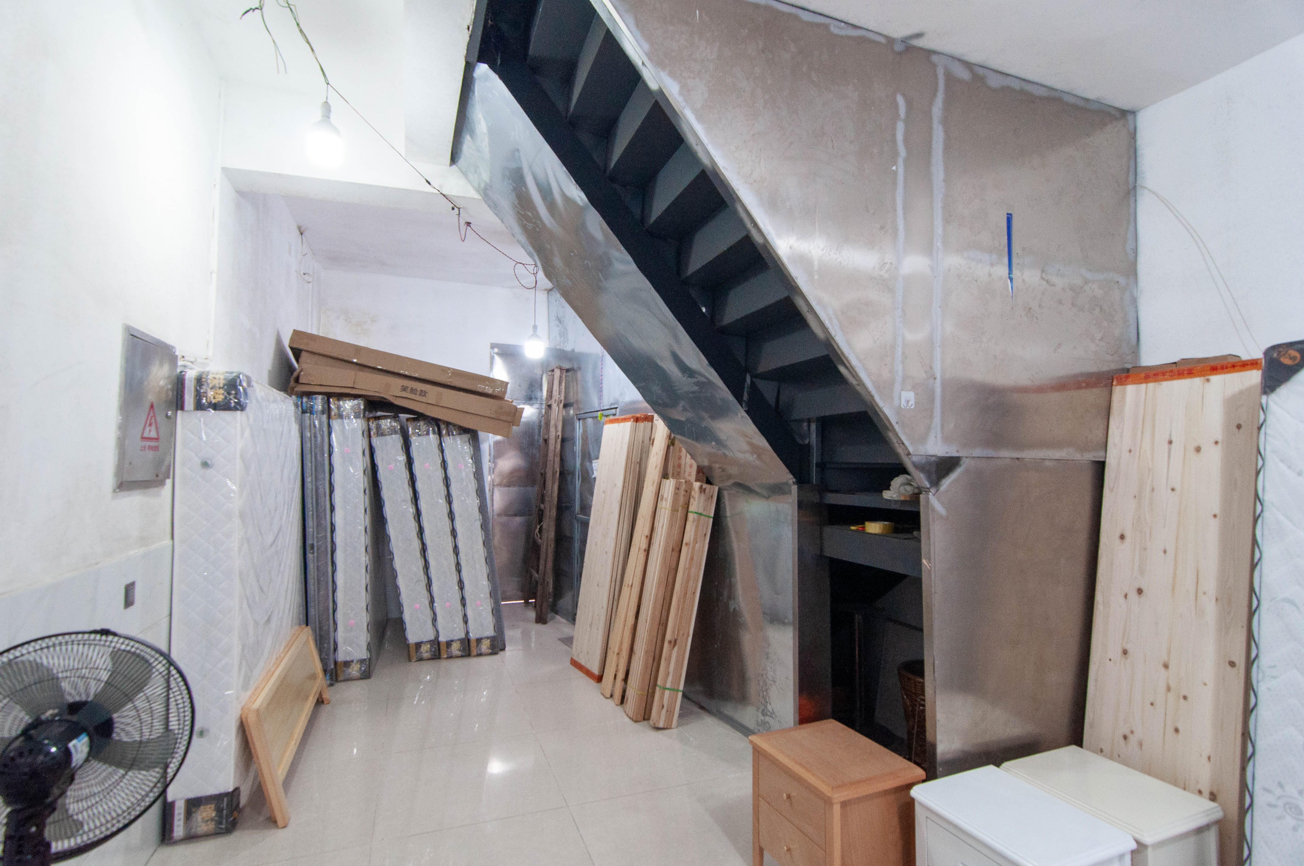 汽车西站商贸城(河西望城坡) 1室1厅1卫 155.0万 汽车西站商贸城(河西望城坡) 1室1厅1卫 155.0万其他